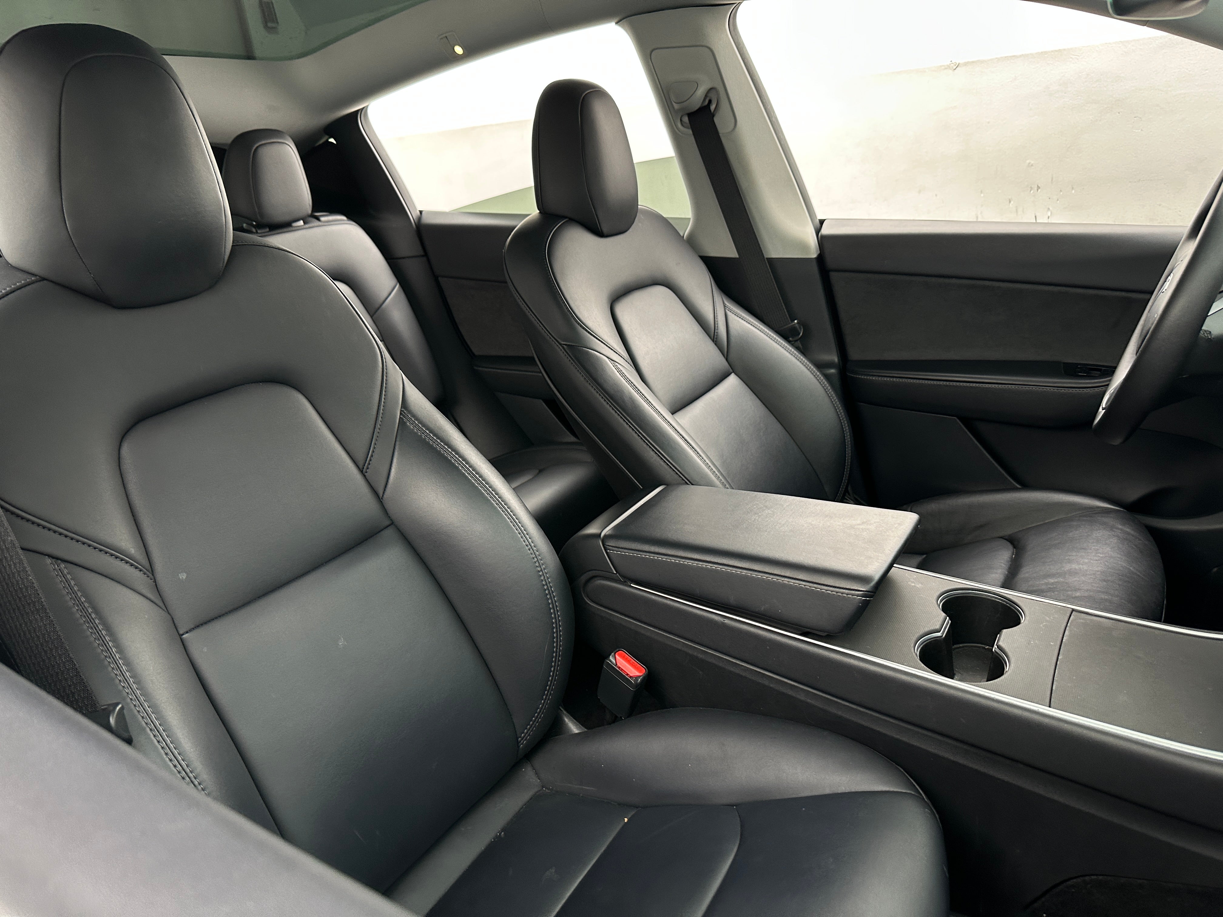 2020 Tesla Model Y - Image 1