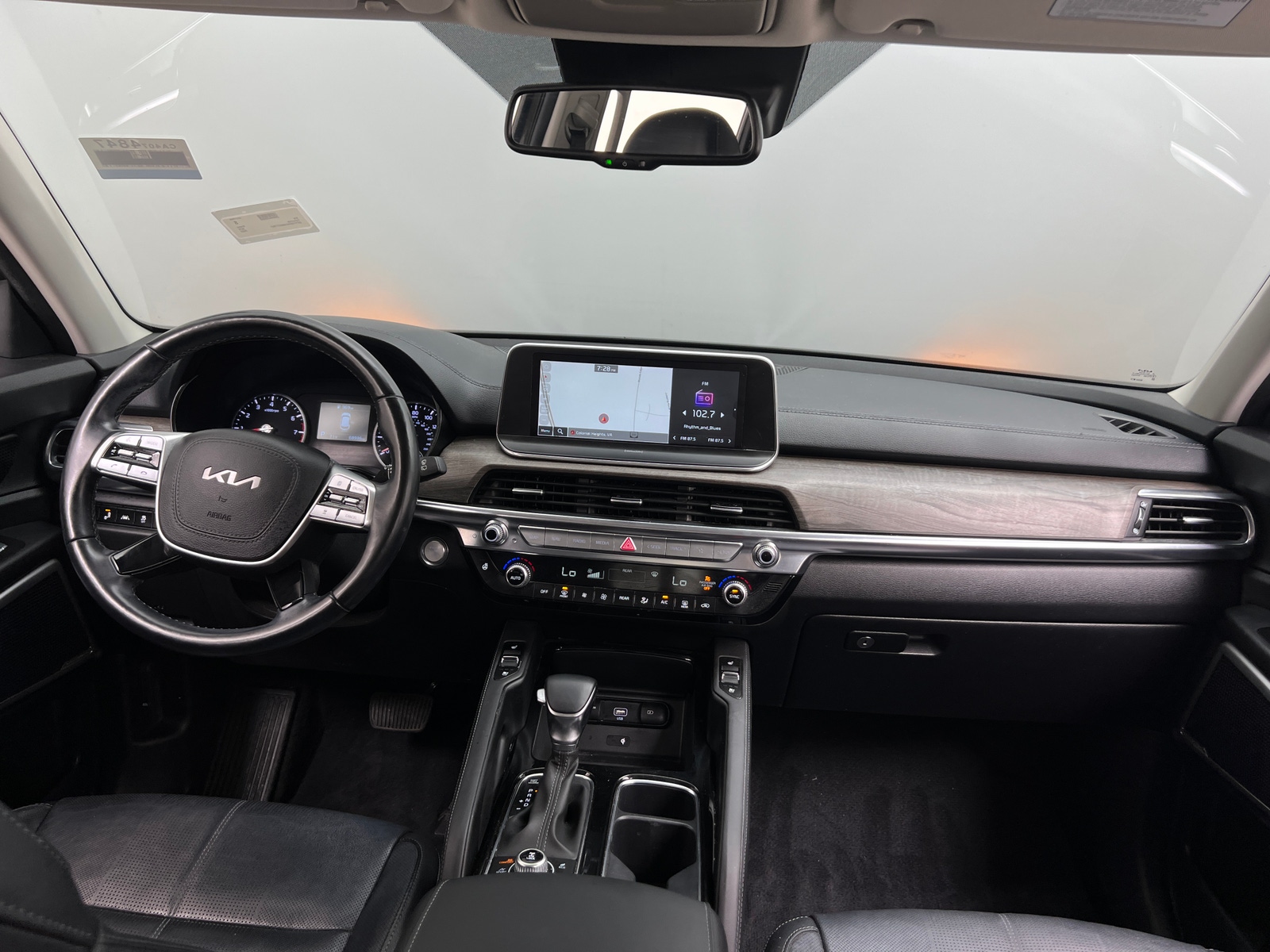 Thumbnail: 2022 Kia Telluride - 2