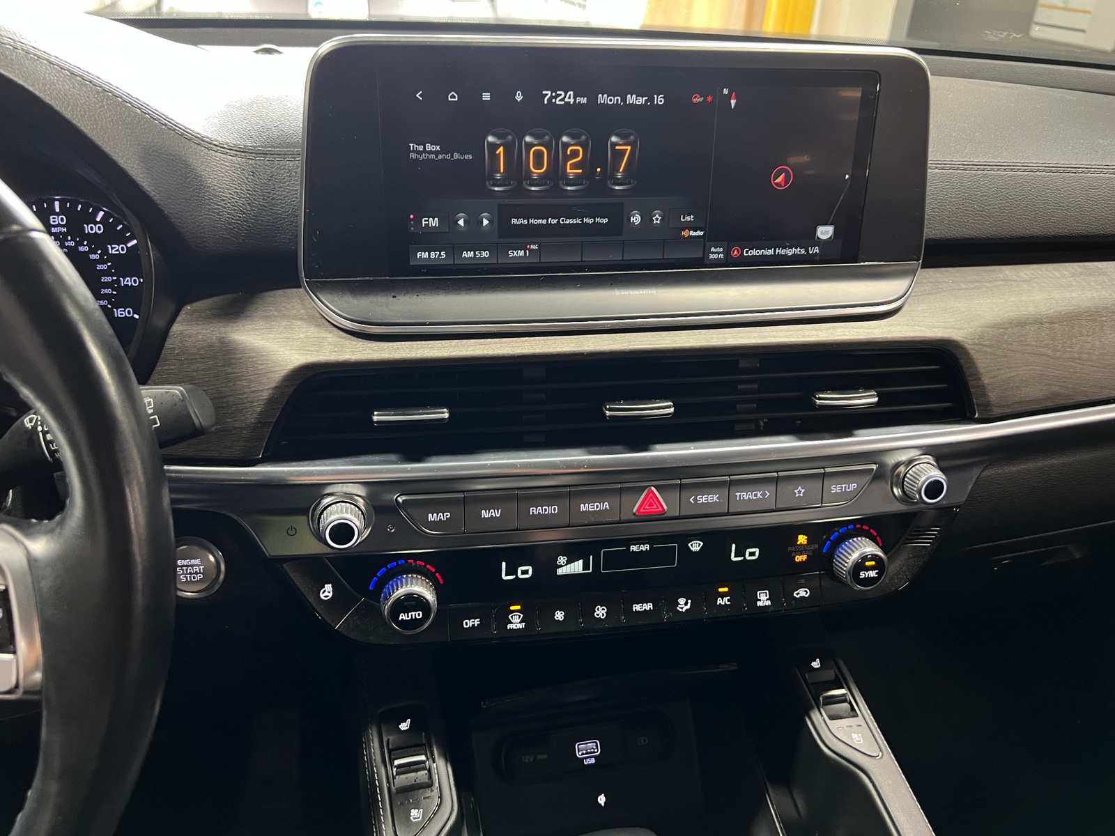 Thumbnail: 2022 Kia Telluride - 3