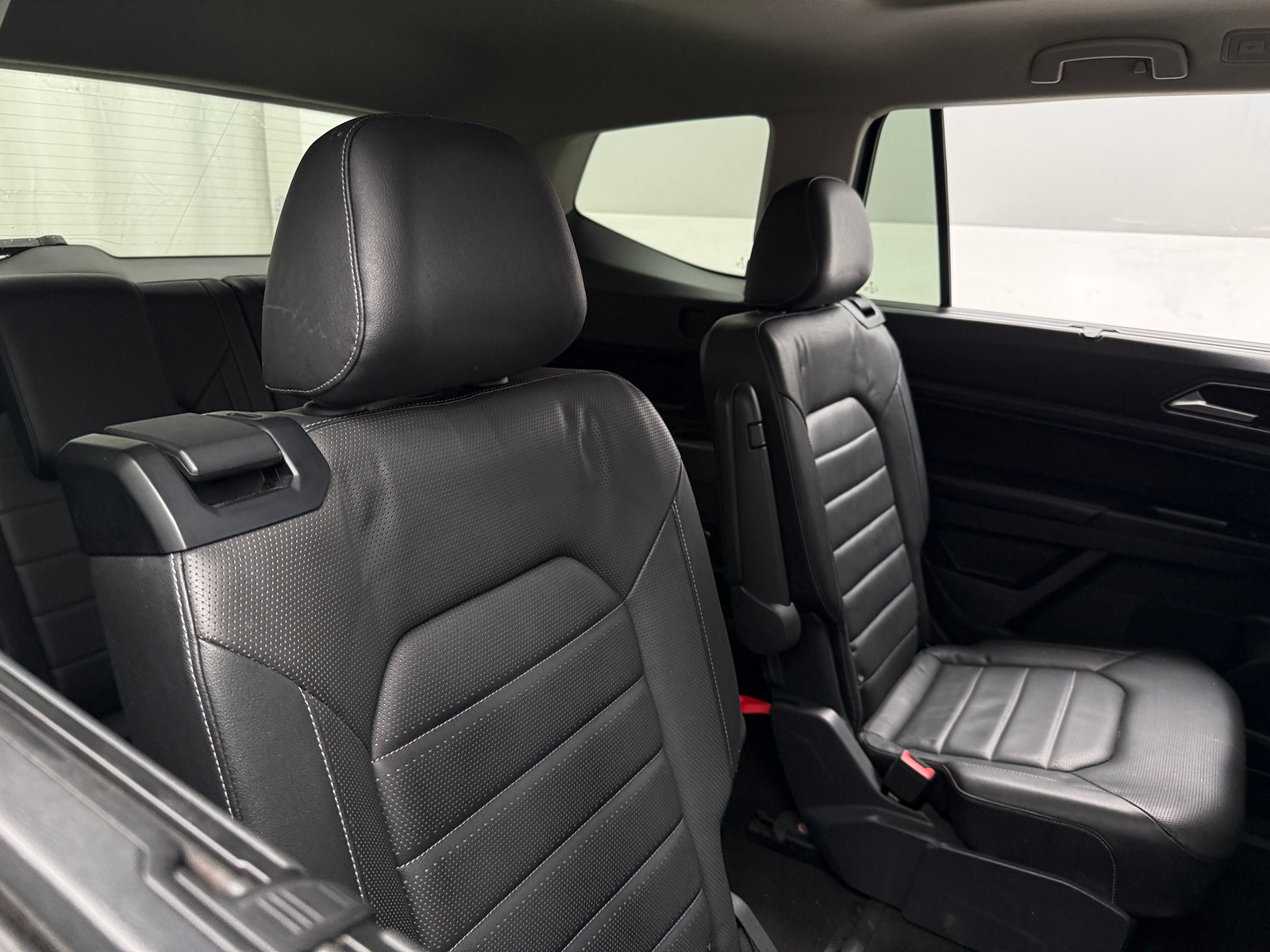 Thumbnail: 2018 Volkswagen Atlas - 5