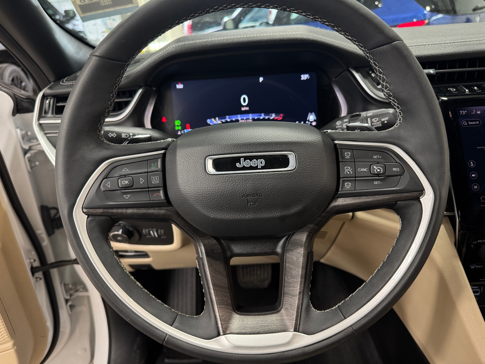 Thumbnail: 2023 Jeep Grand Cherokee - 4