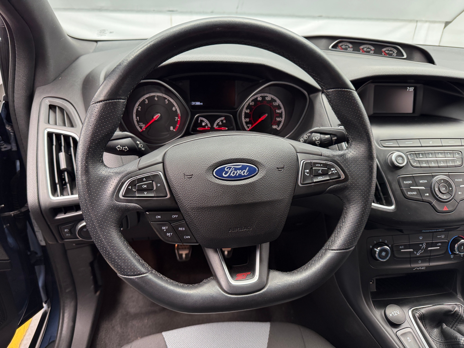 Thumbnail: 2018 Ford Focus - 5