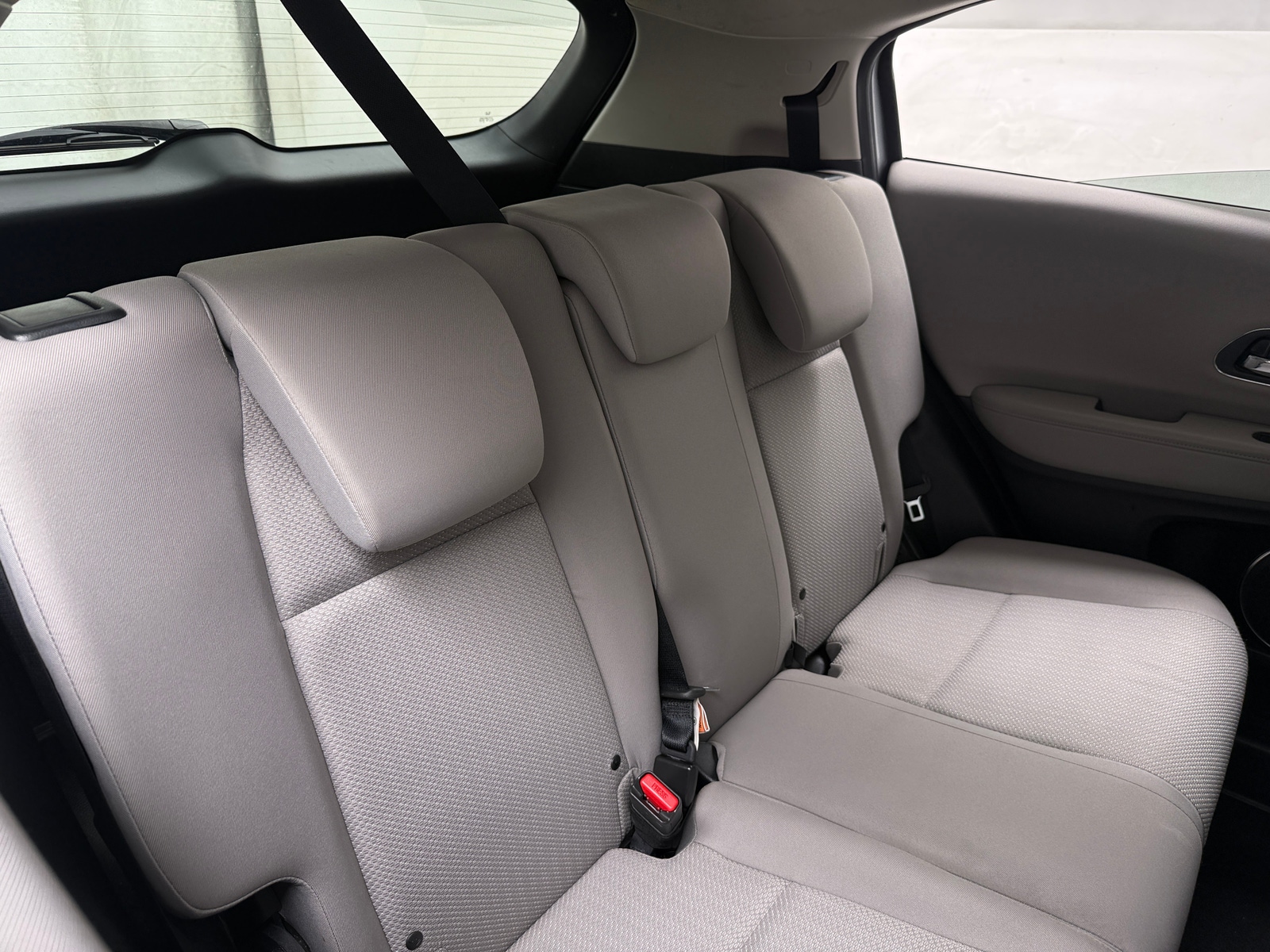 Thumbnail: 2017 Honda HR-V - 6