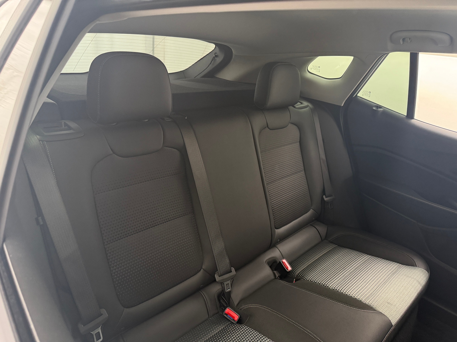 Thumbnail: 2025 Chevrolet Trax - 6