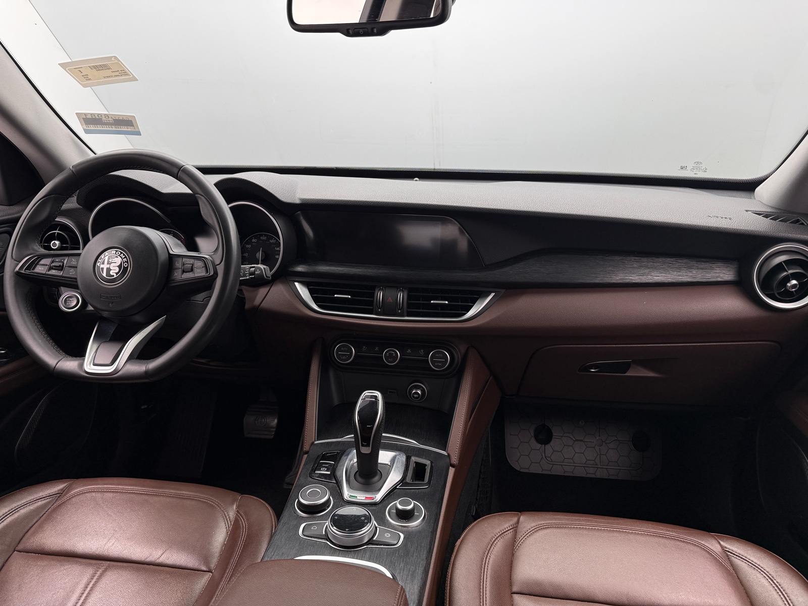 Thumbnail: 2020 Alfa Romeo Stelvio - 2