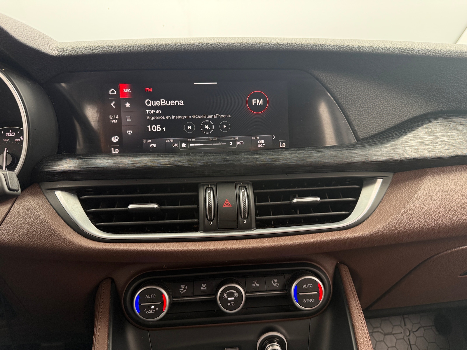 Thumbnail: 2020 Alfa Romeo Stelvio - 3