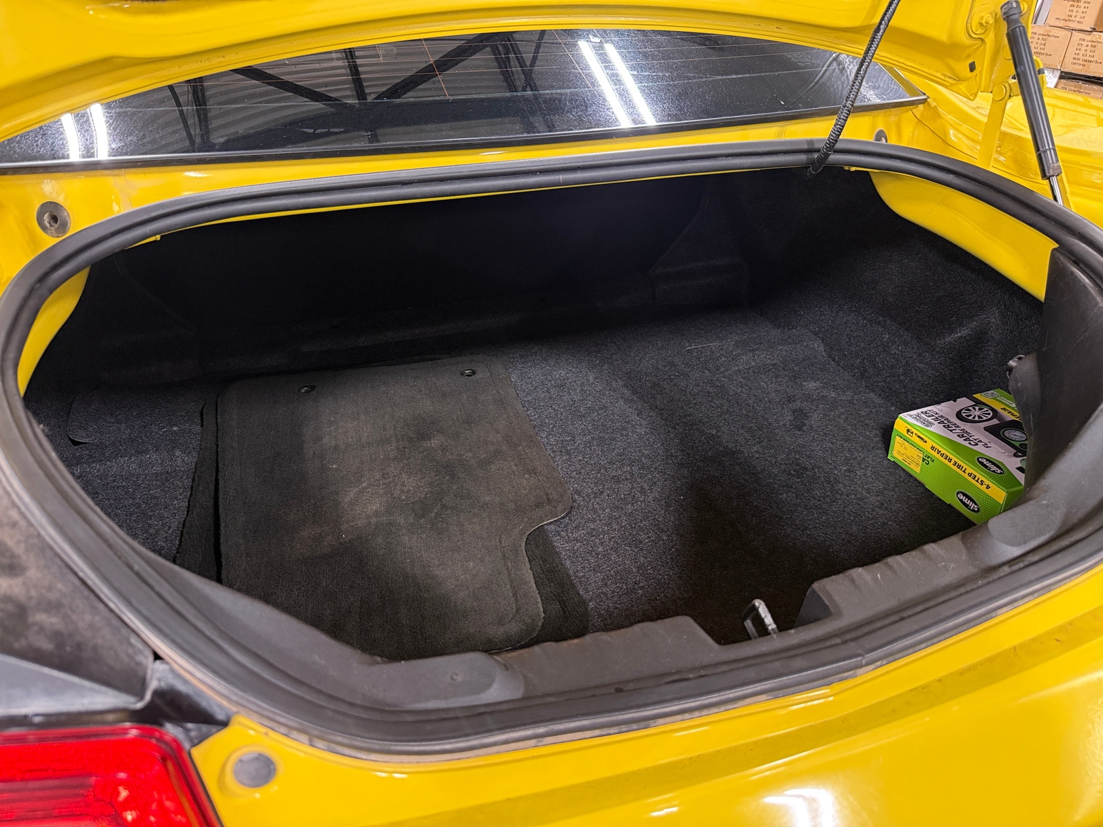 Thumbnail: 2014 Chevrolet Camaro - 4