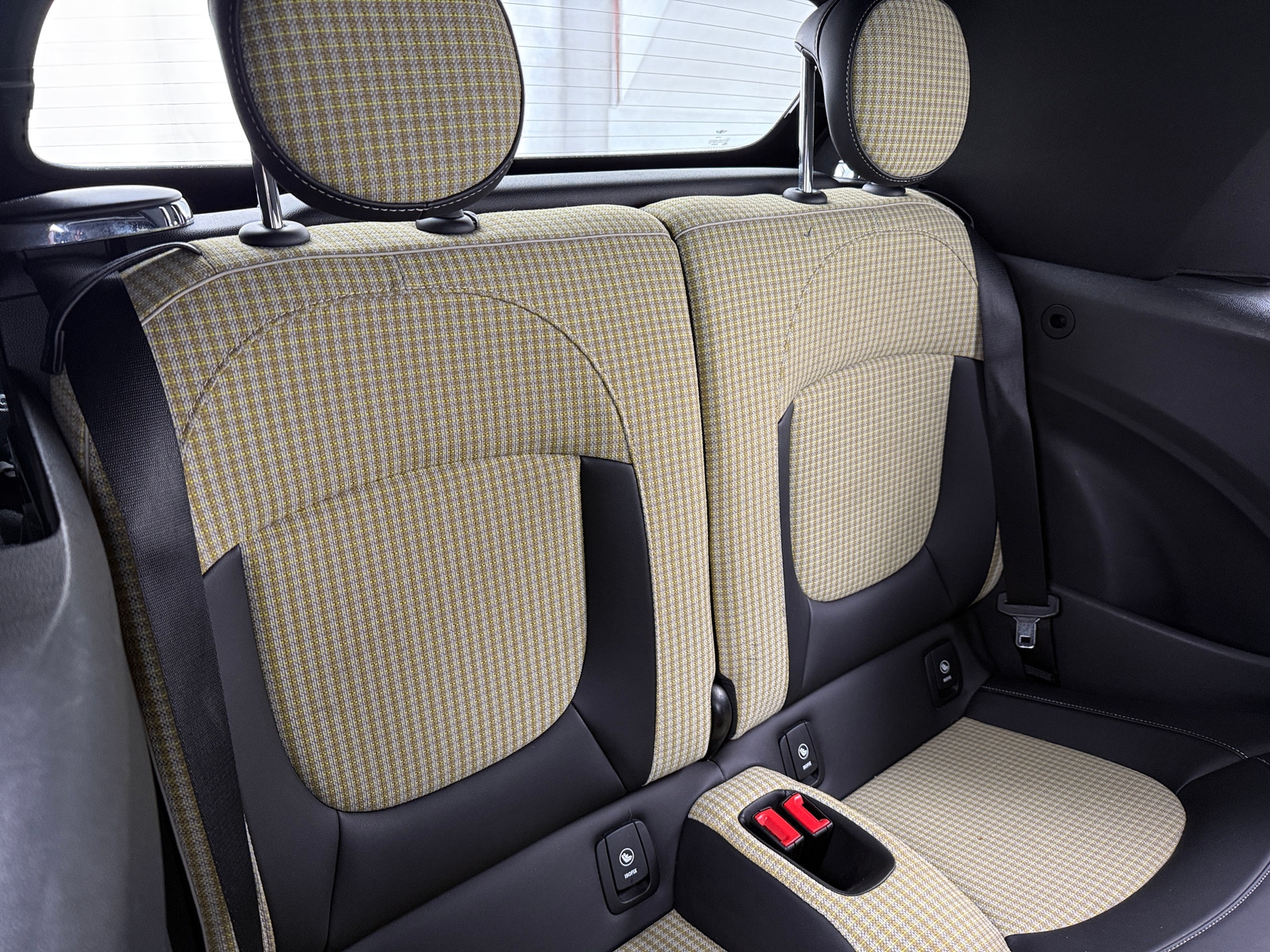 Thumbnail: 2022 MINI Cooper Convertible - 6