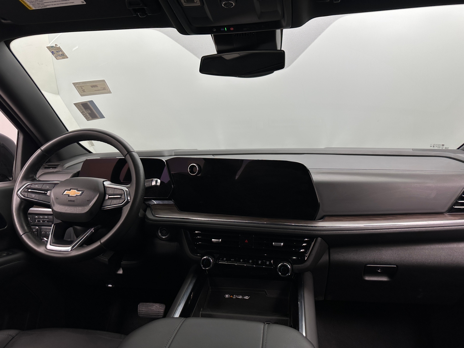 Thumbnail: 2025 Chevrolet Tahoe - 2