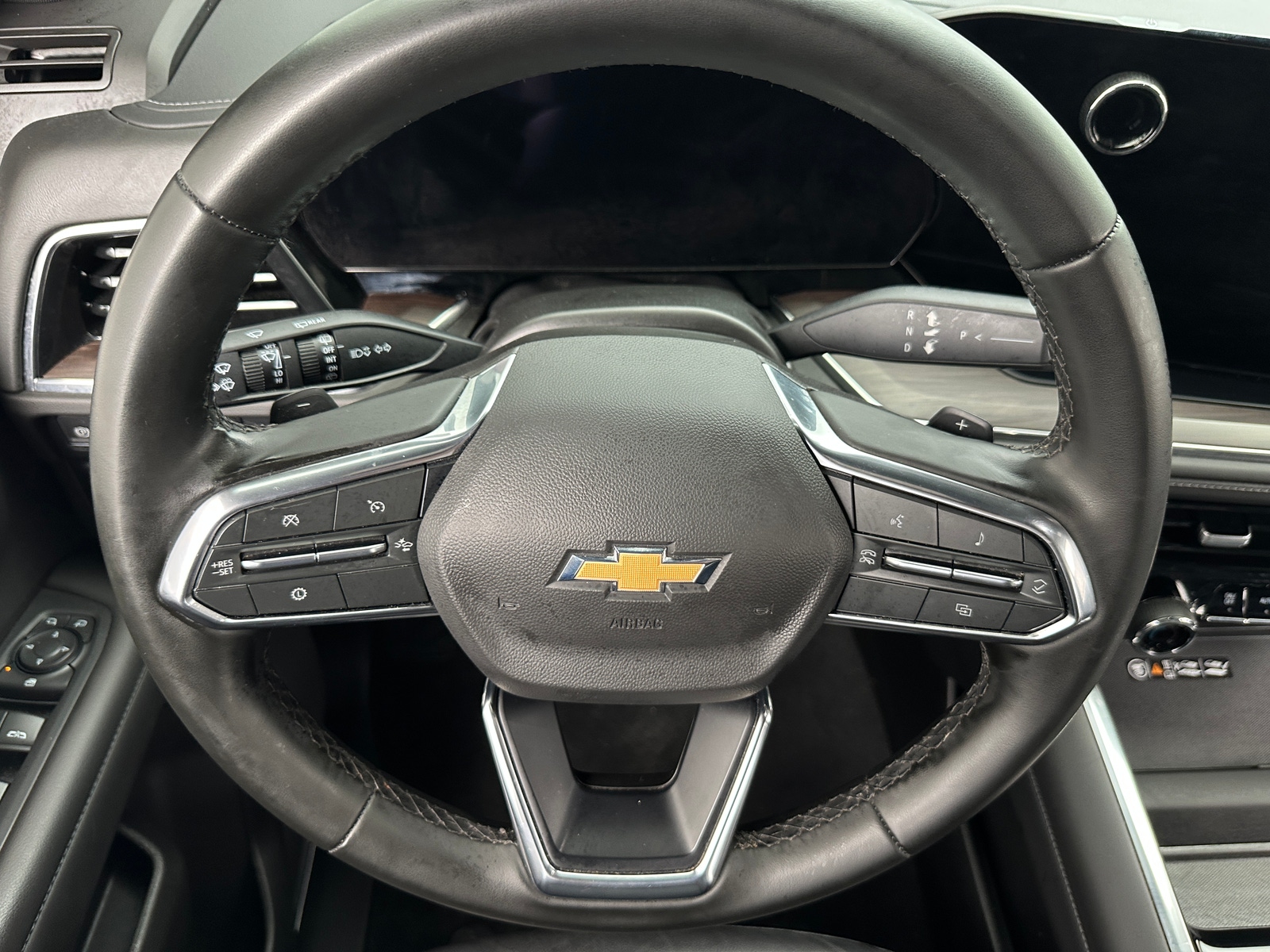 Thumbnail: 2025 Chevrolet Tahoe - 4