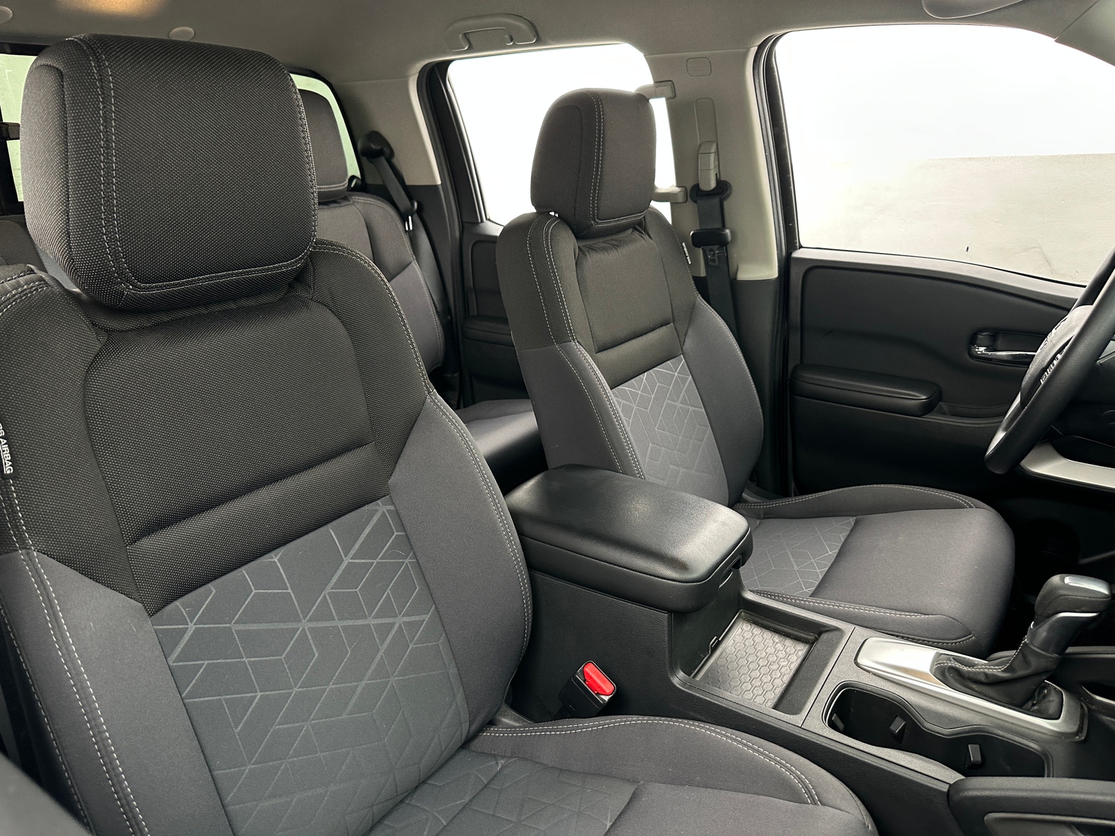 Thumbnail: 2025 Nissan Frontier - 2