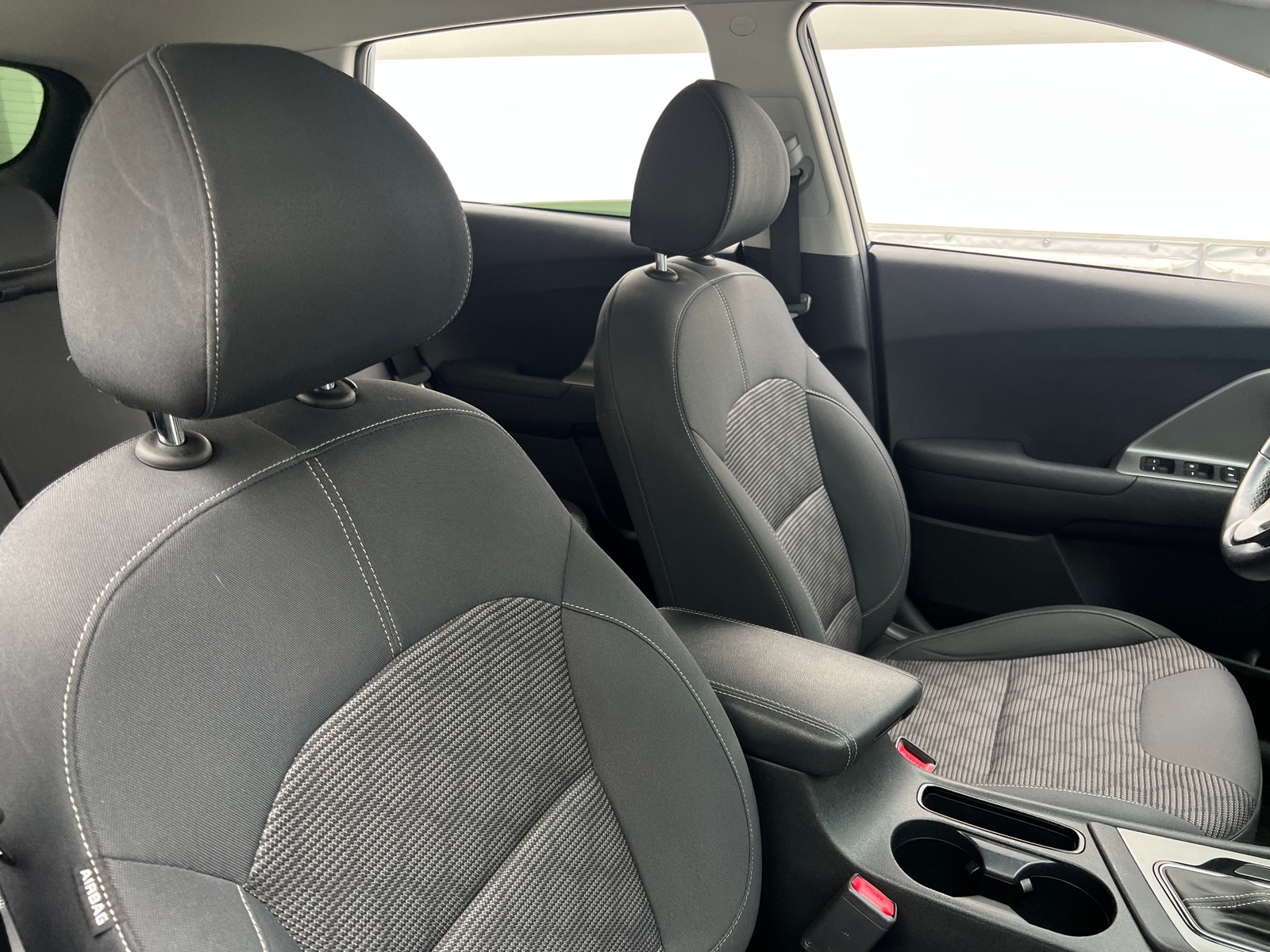 Thumbnail: 2019 Kia Niro - 2