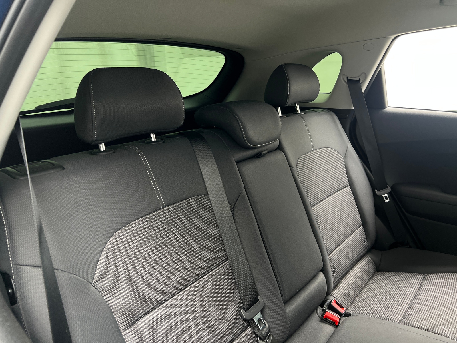 Thumbnail: 2019 Kia Niro - 6