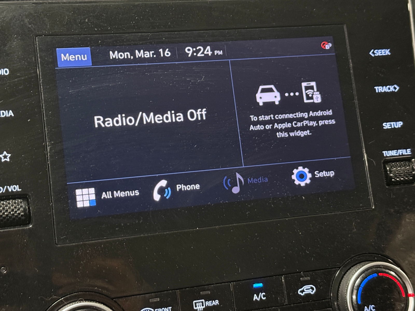 Thumbnail: 2022 Hyundai Tucson - 4