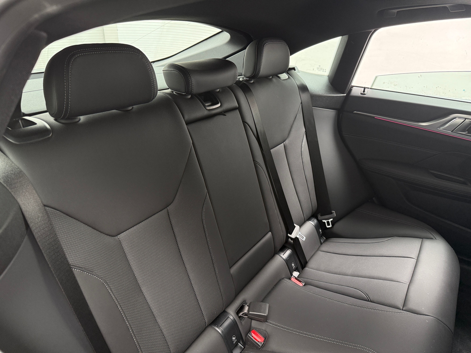 Thumbnail: 2023 BMW i4 - 5