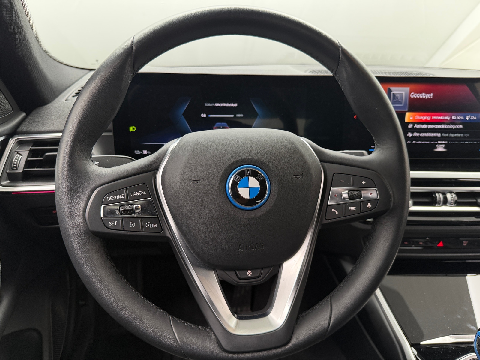 Thumbnail: 2023 BMW i4 - 4