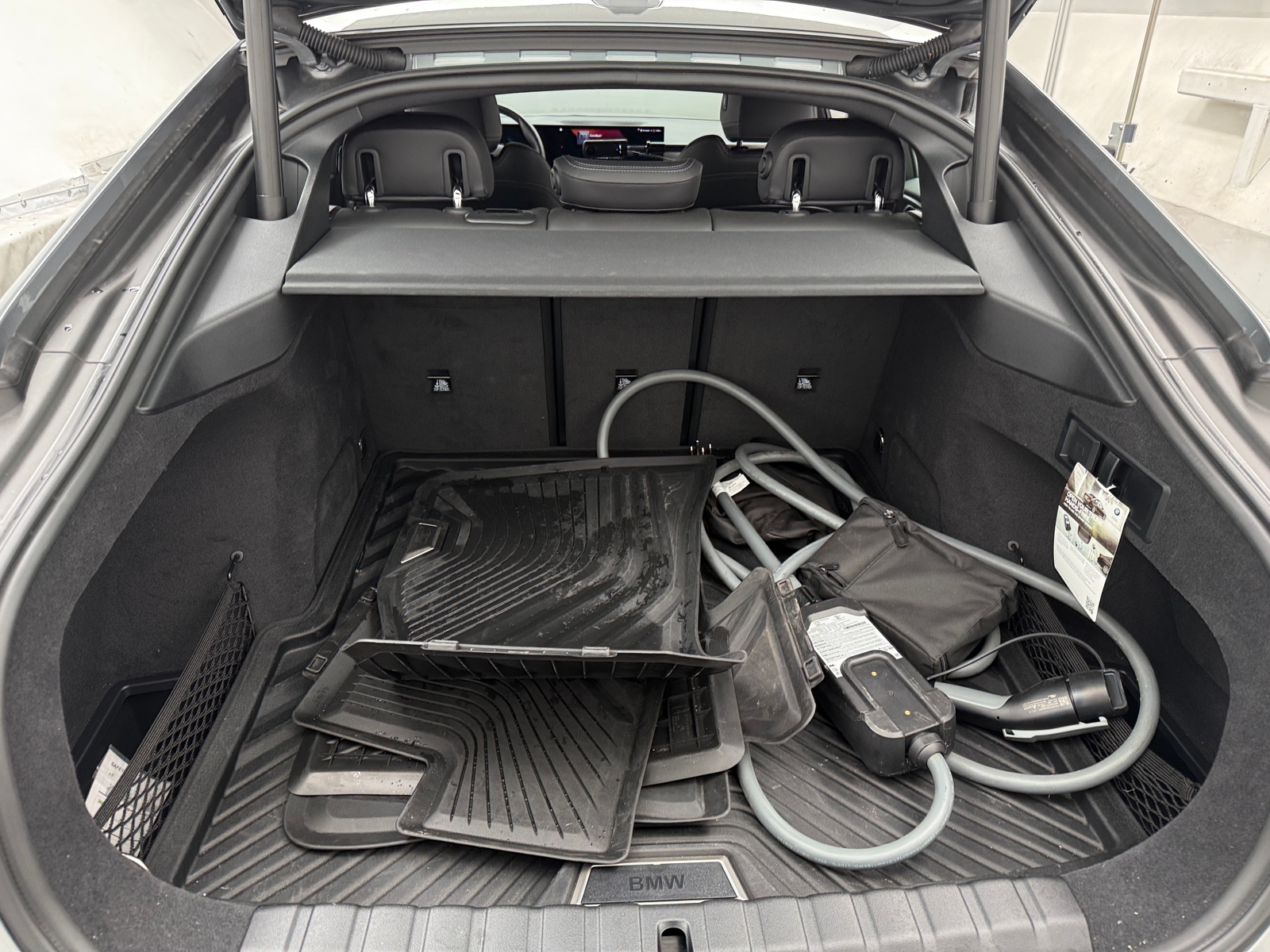 Thumbnail: 2023 BMW i4 - 6