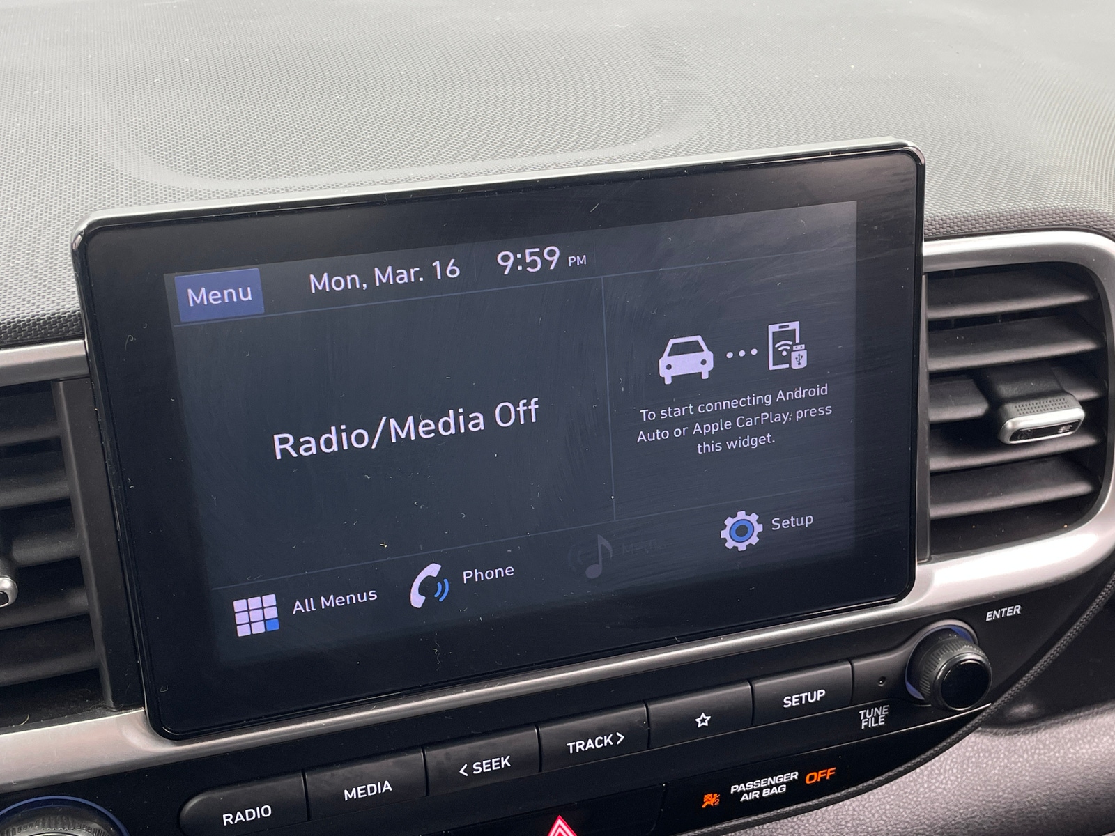 Thumbnail: 2022 Hyundai Venue - 4