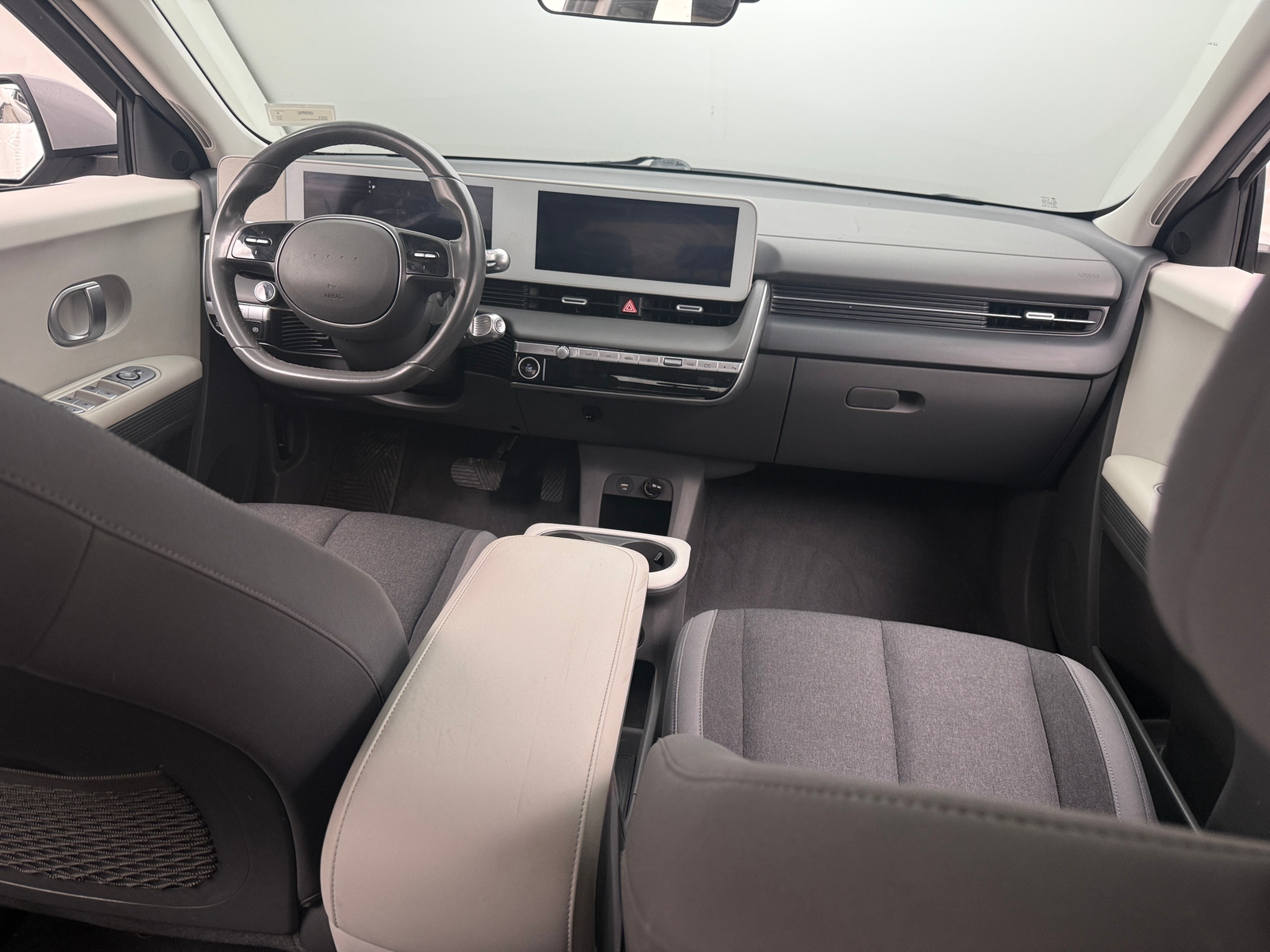 Thumbnail: 2023 Hyundai Ioniq 5 - 3