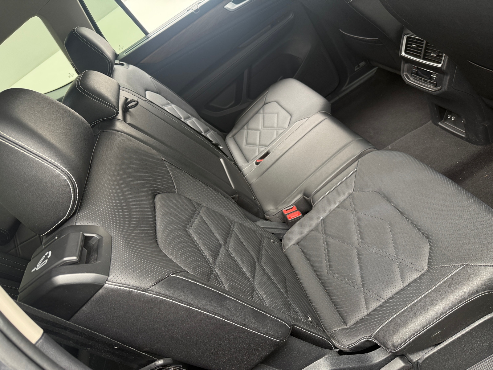 Thumbnail: 2025 Volkswagen Atlas - 5