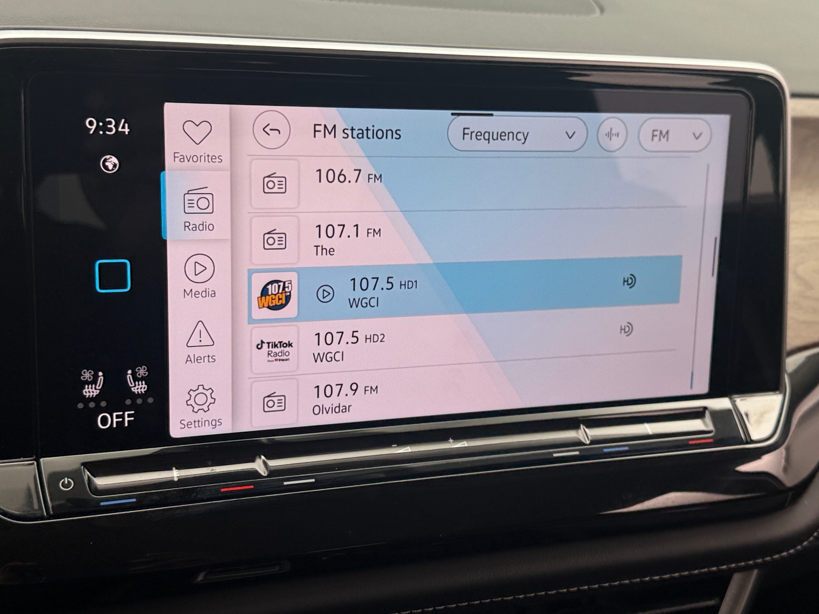 Thumbnail: 2025 Volkswagen Atlas - 3