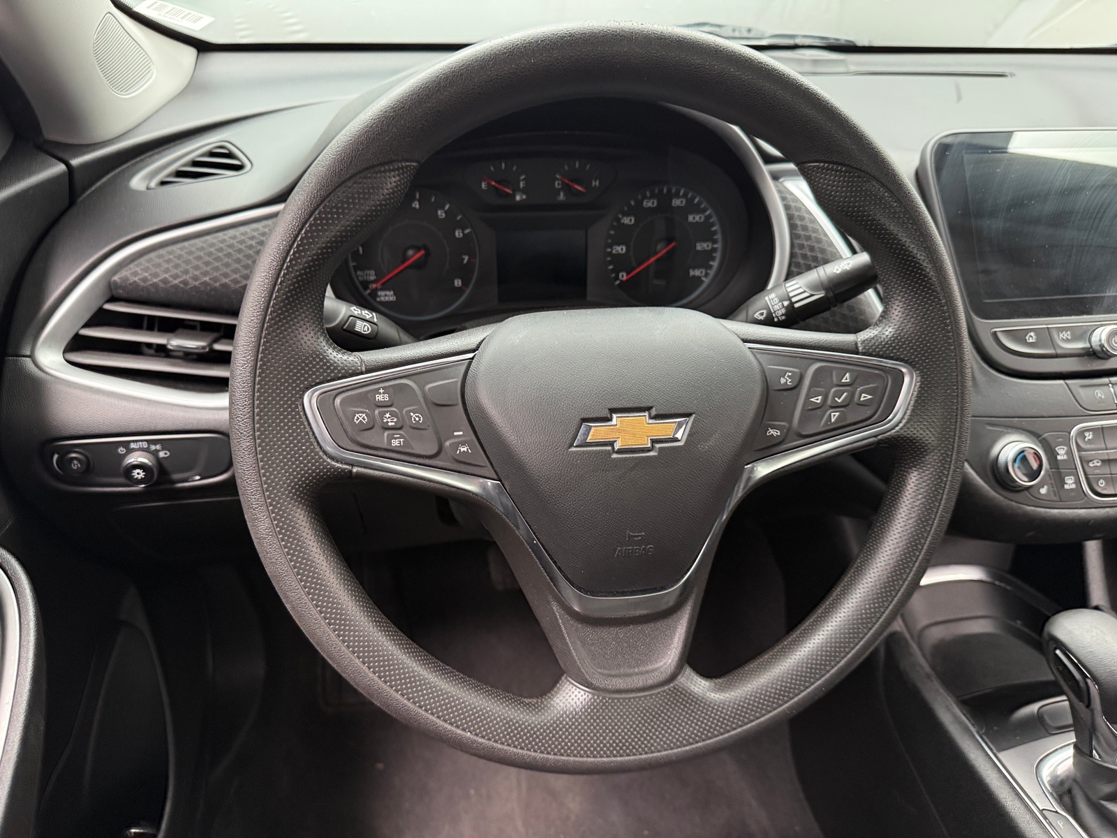 Thumbnail: 2023 Chevrolet Malibu - 5