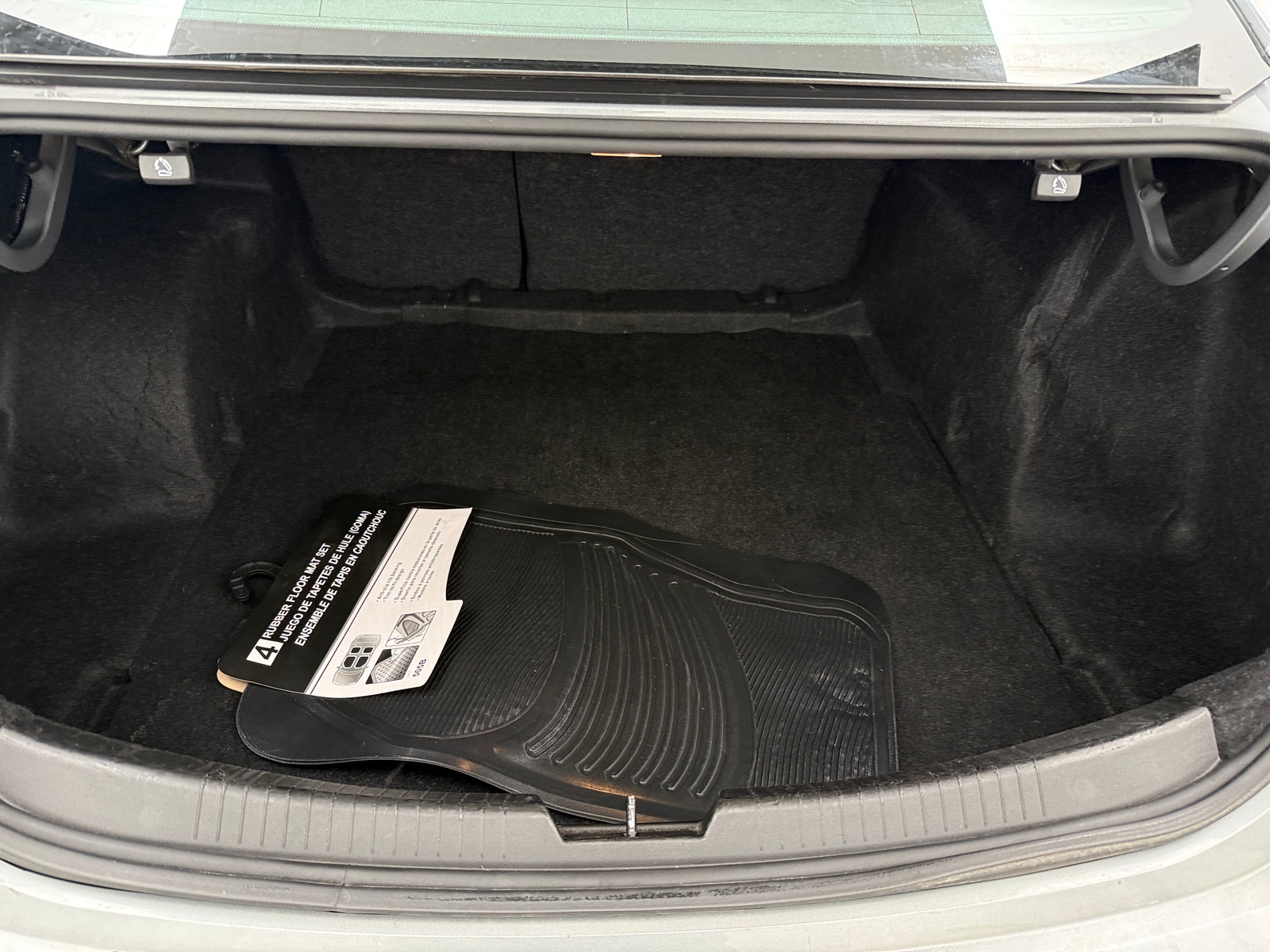 Thumbnail: 2023 Chevrolet Malibu - 7