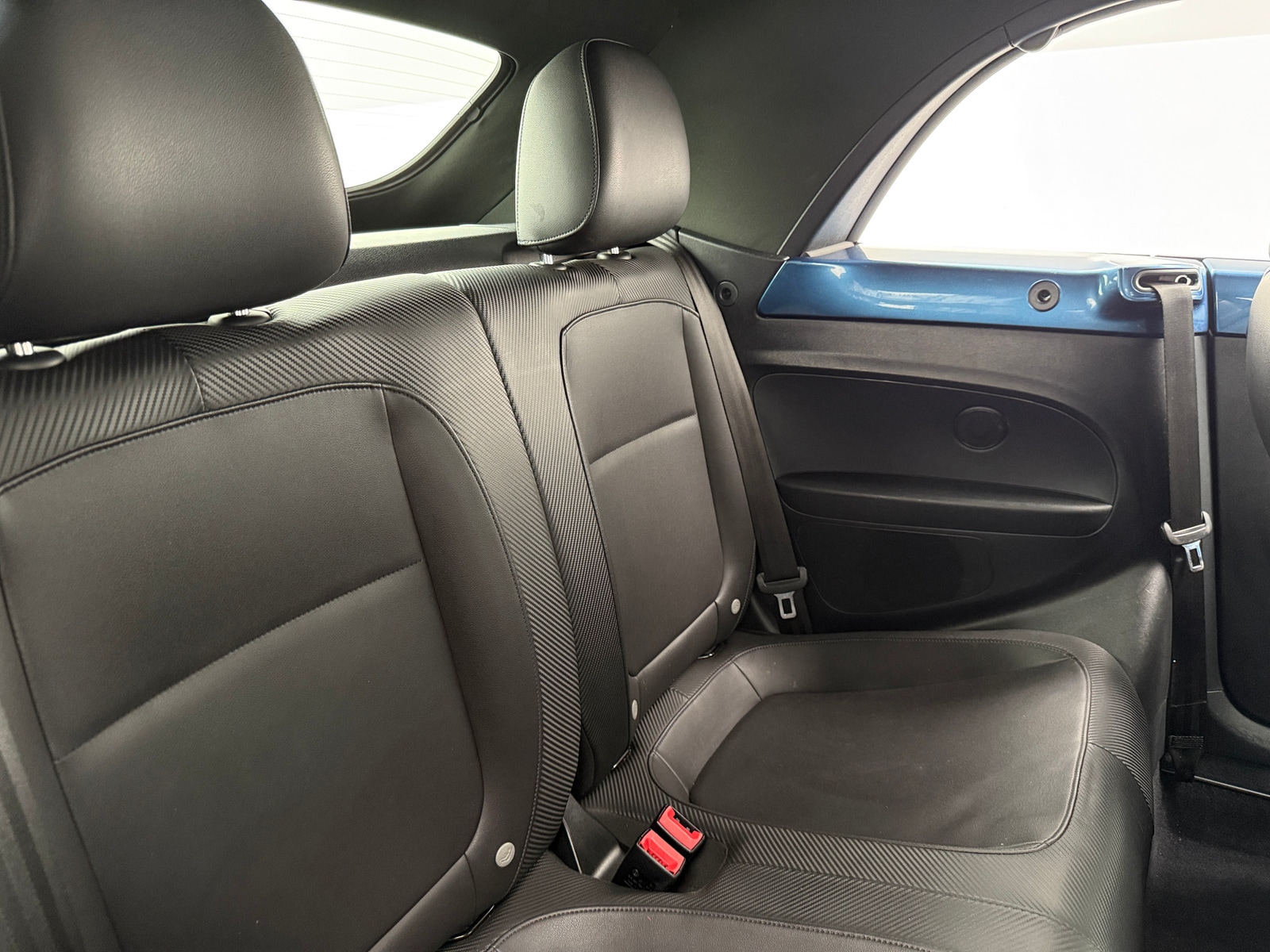 Thumbnail: 2017 Volkswagen Beetle - 6