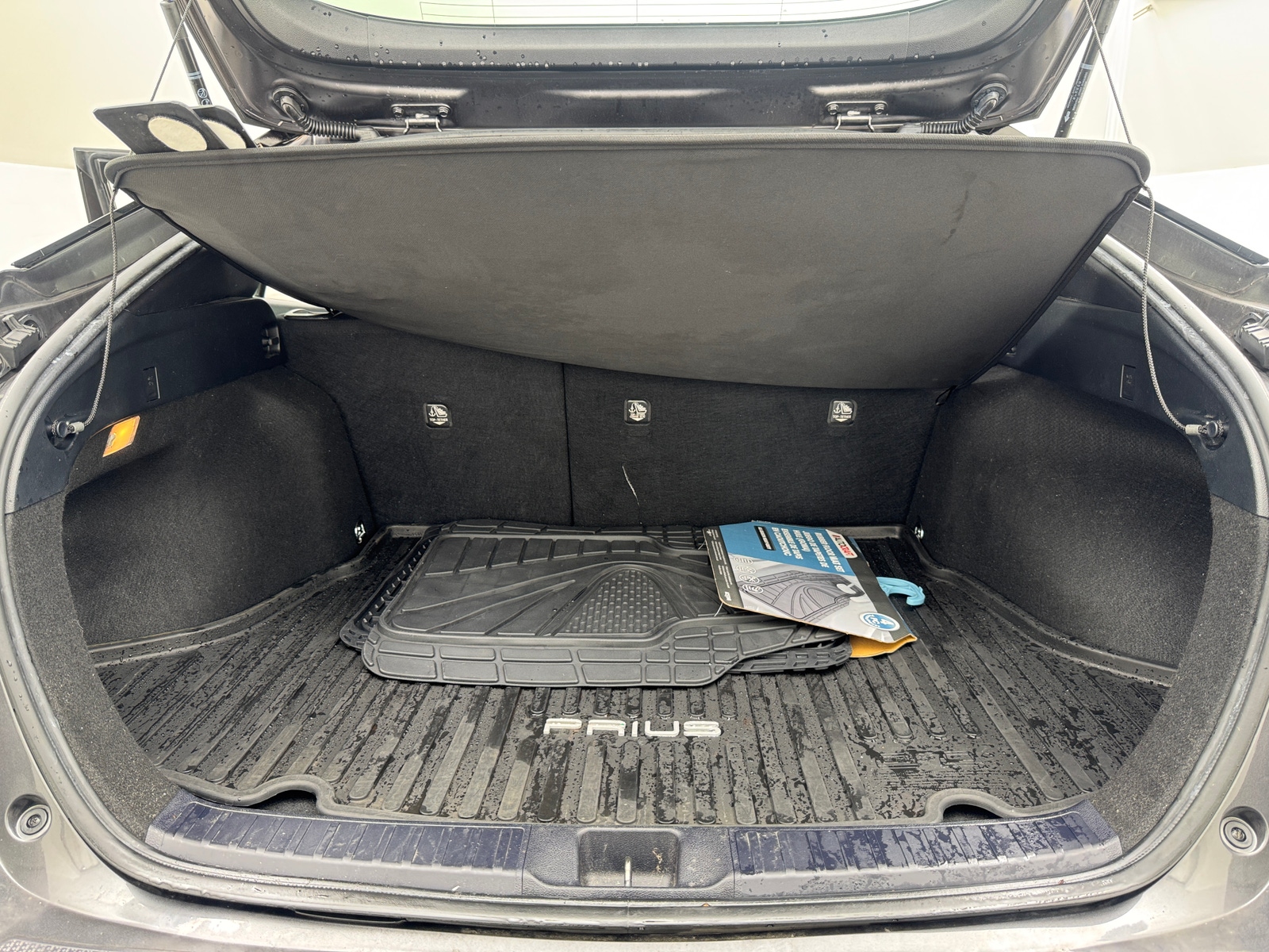 Thumbnail: 2018 Toyota Prius - 7