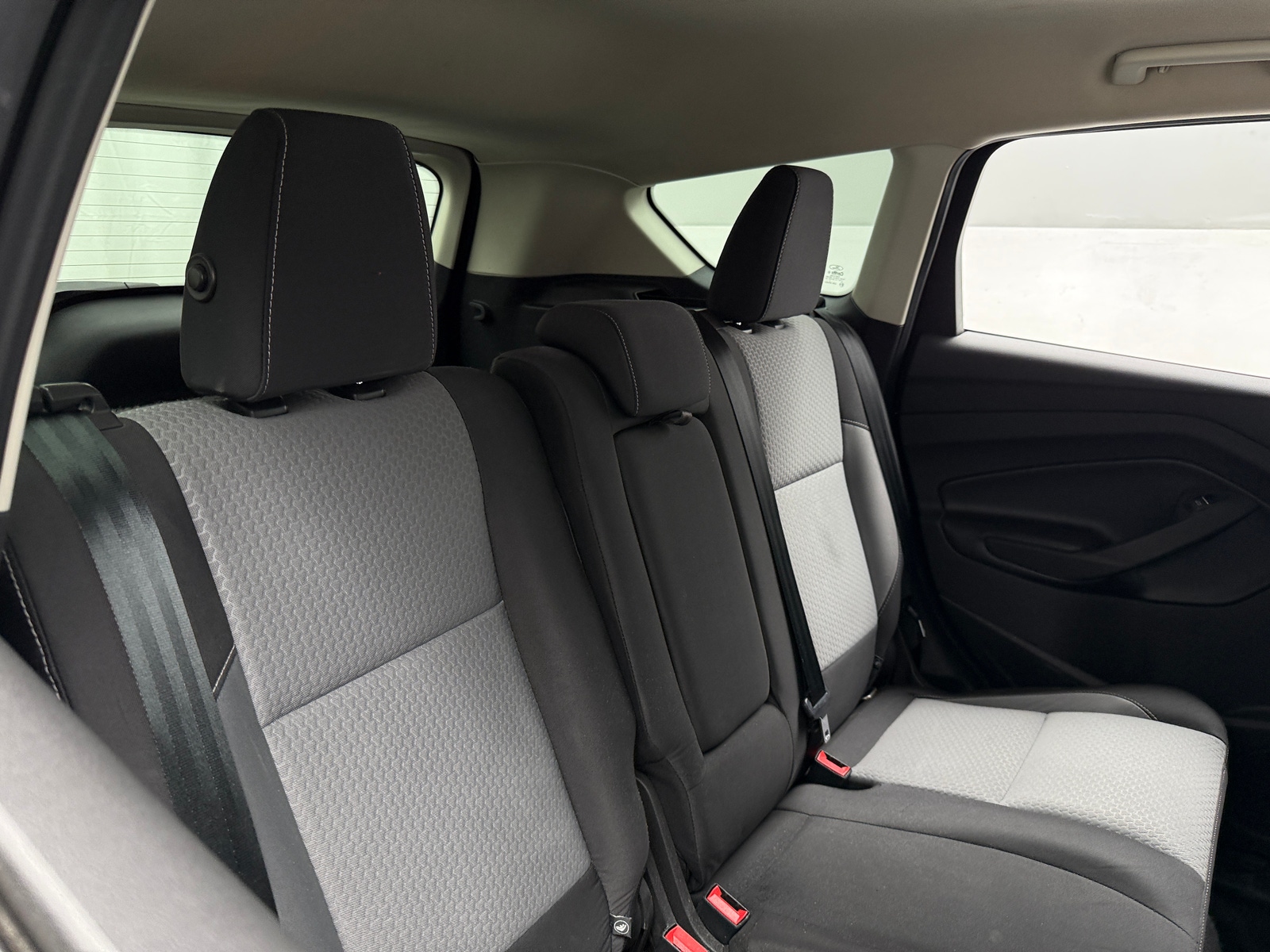 Thumbnail: 2017 Ford Escape - 6