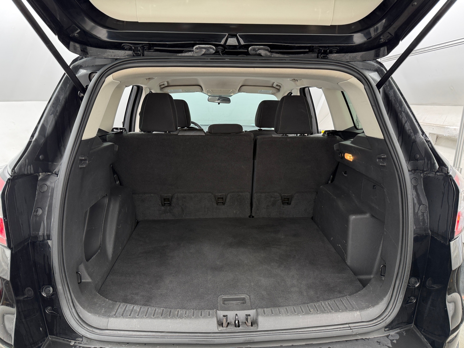 Thumbnail: 2017 Ford Escape - 7