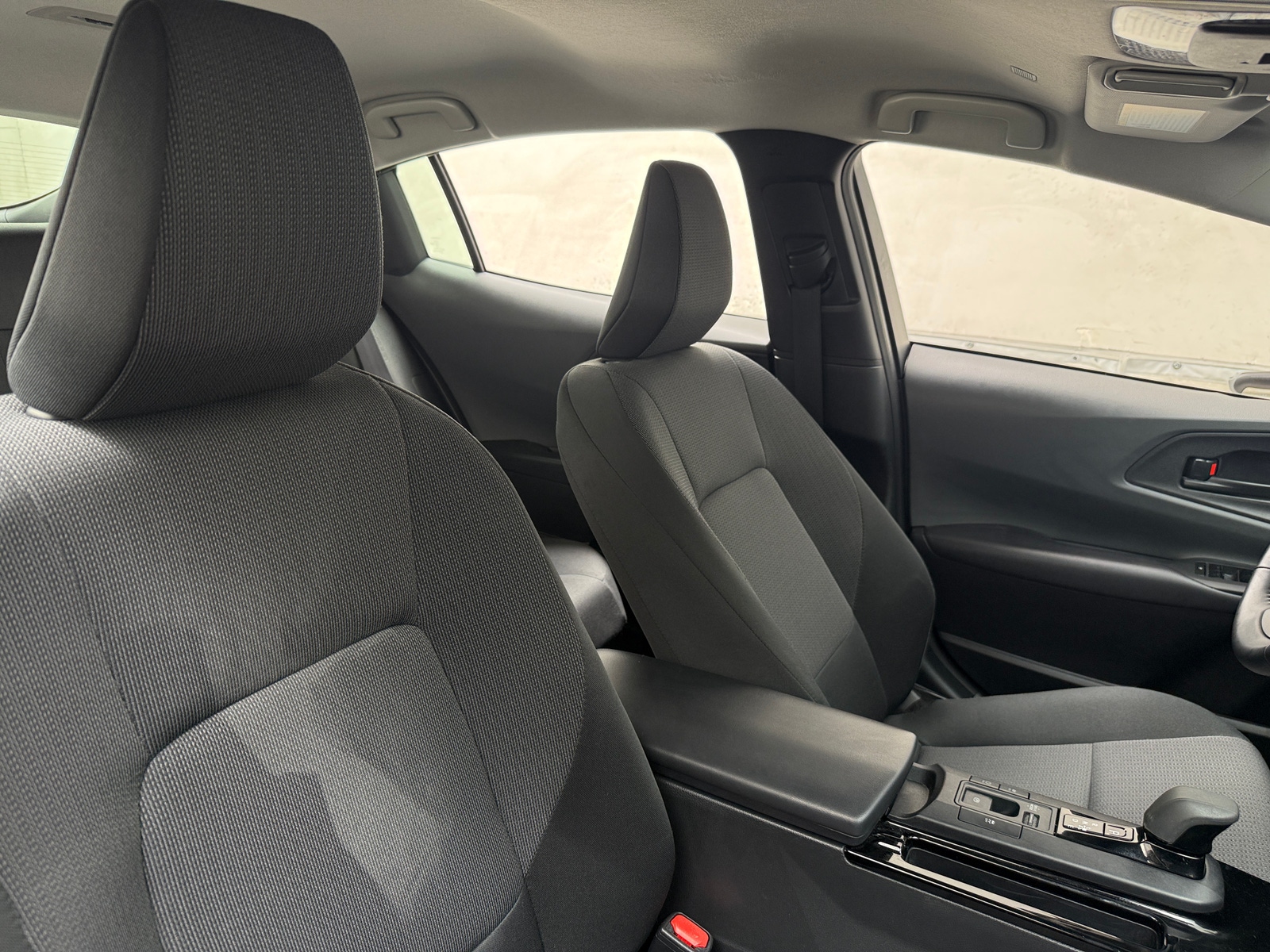 Thumbnail: 2025 Toyota Prius - 2