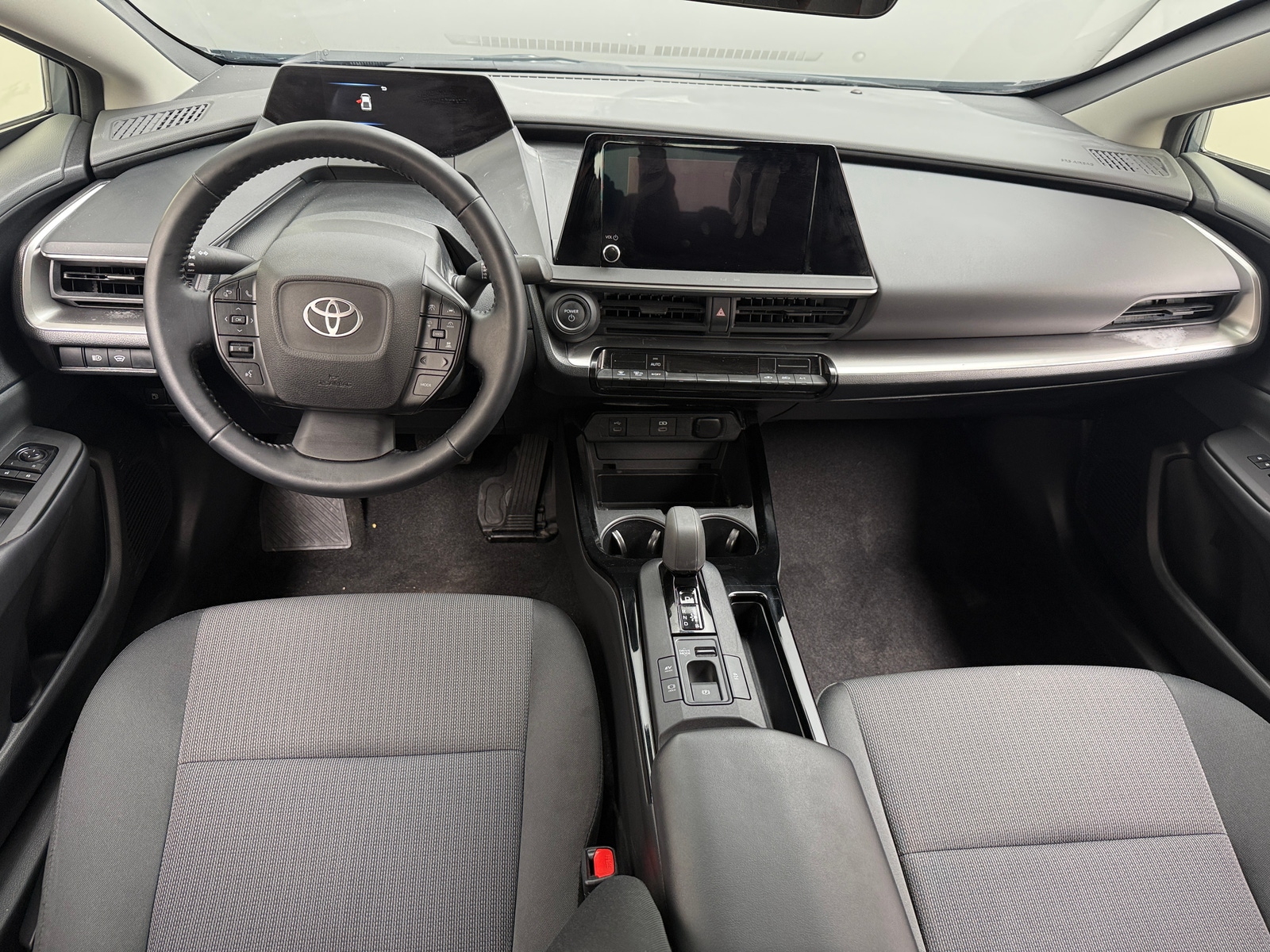 Thumbnail: 2025 Toyota Prius - 3