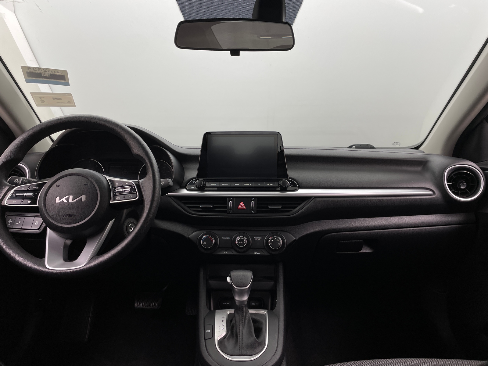 Thumbnail: 2023 Kia Forte - 3