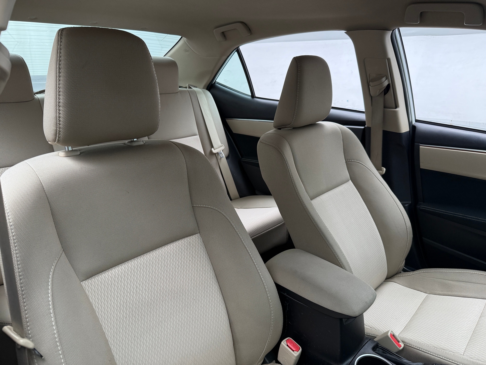 Thumbnail: 2015 Toyota Corolla - 2