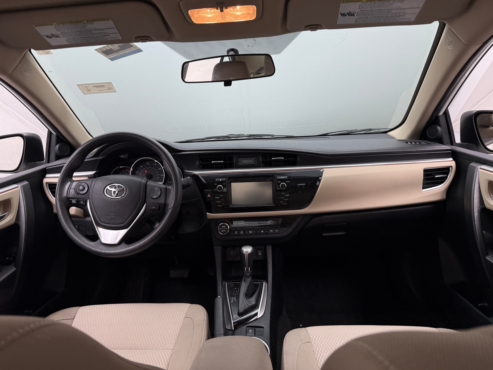 Thumbnail: 2015 Toyota Corolla - 3