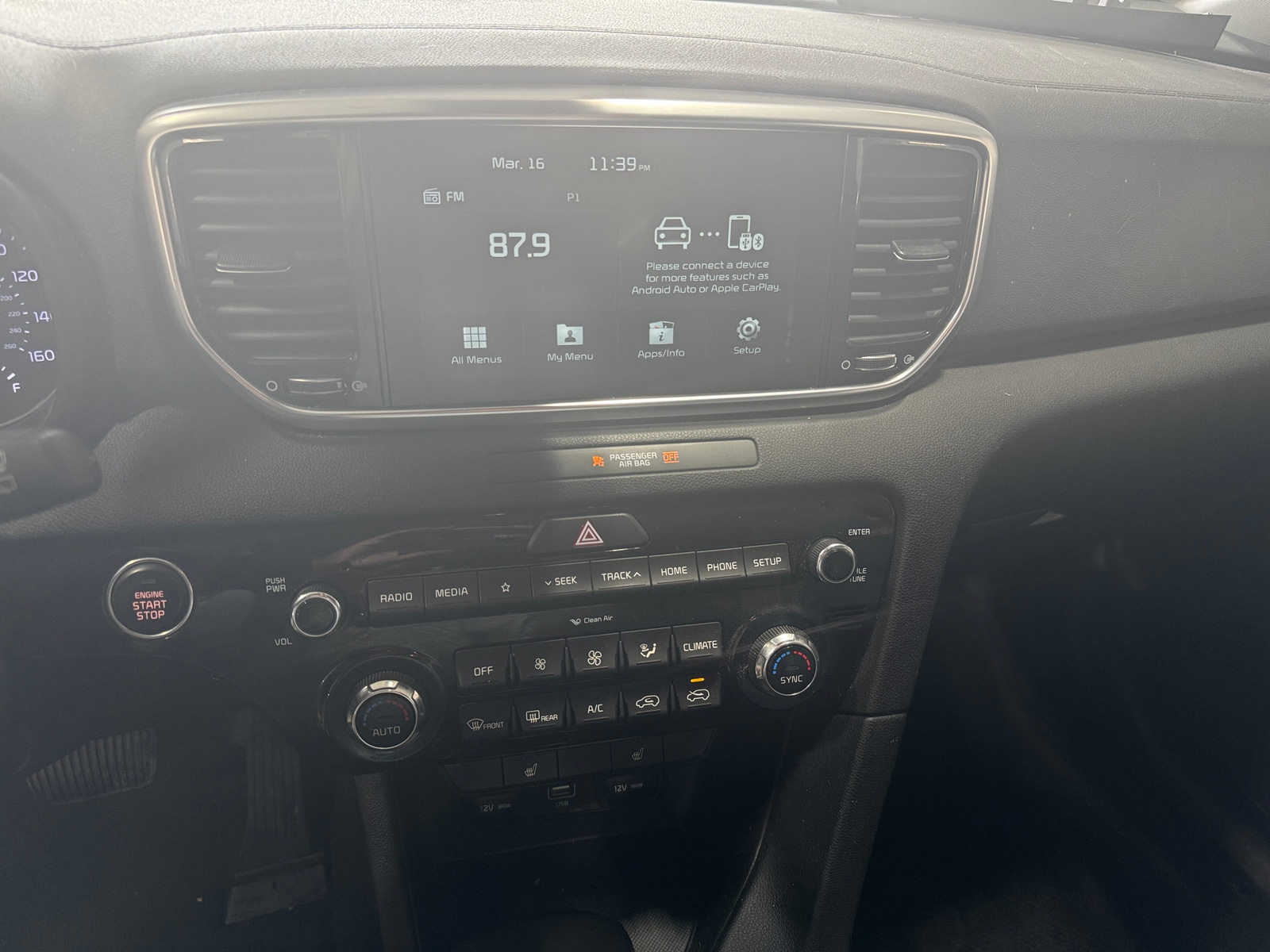 Thumbnail: 2020 Kia Sportage - 3