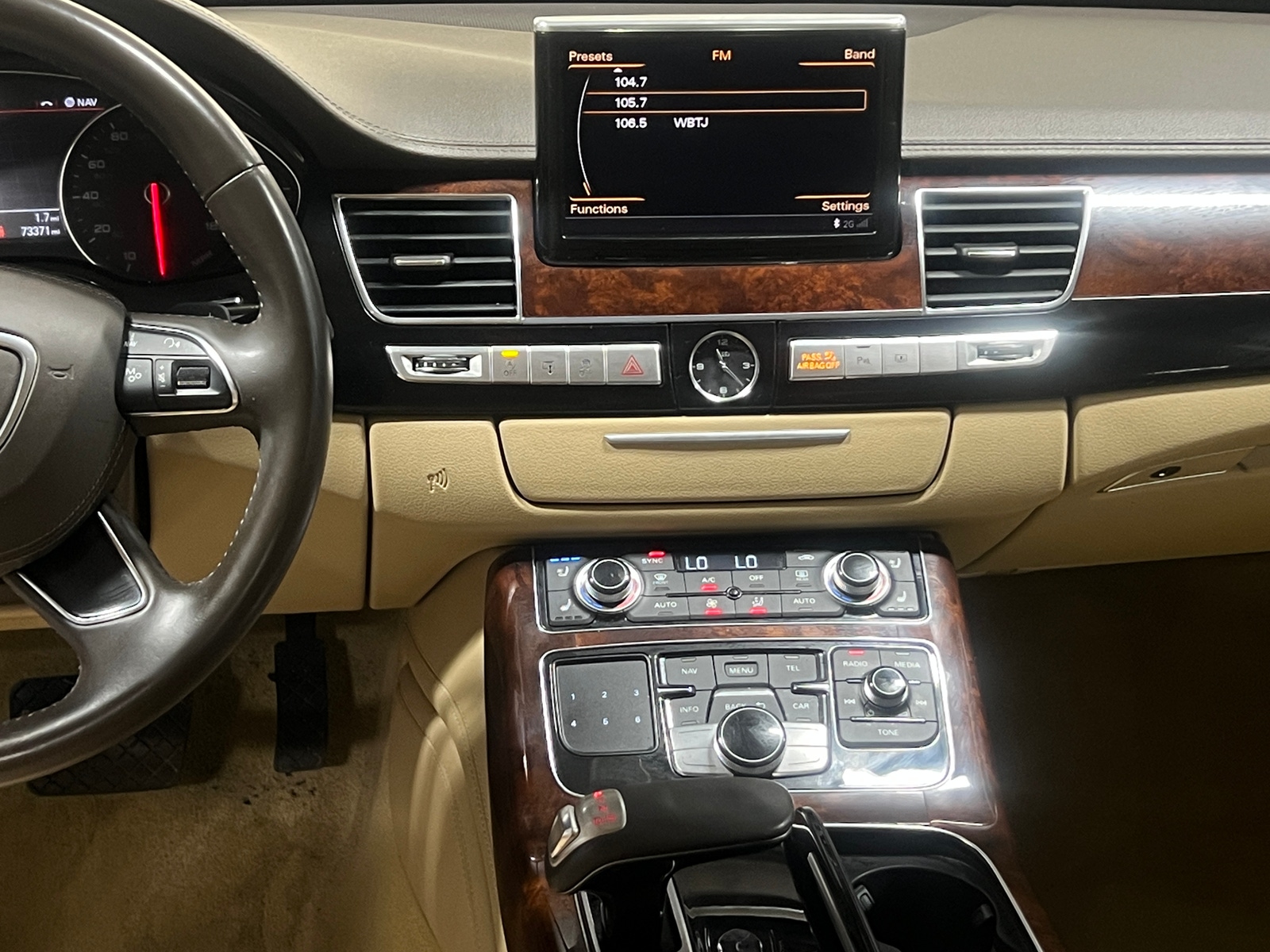 Thumbnail: 2014 Audi A8 - 3