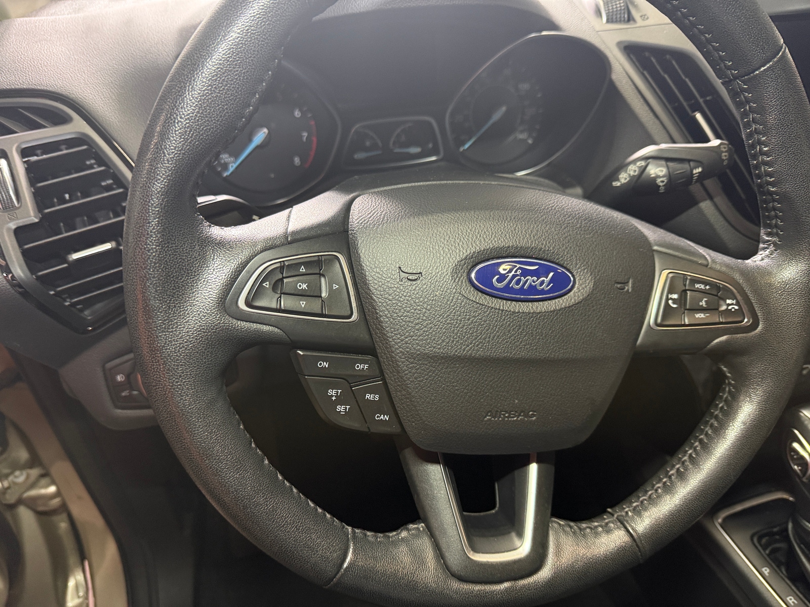 Thumbnail: 2018 Ford Escape - 4