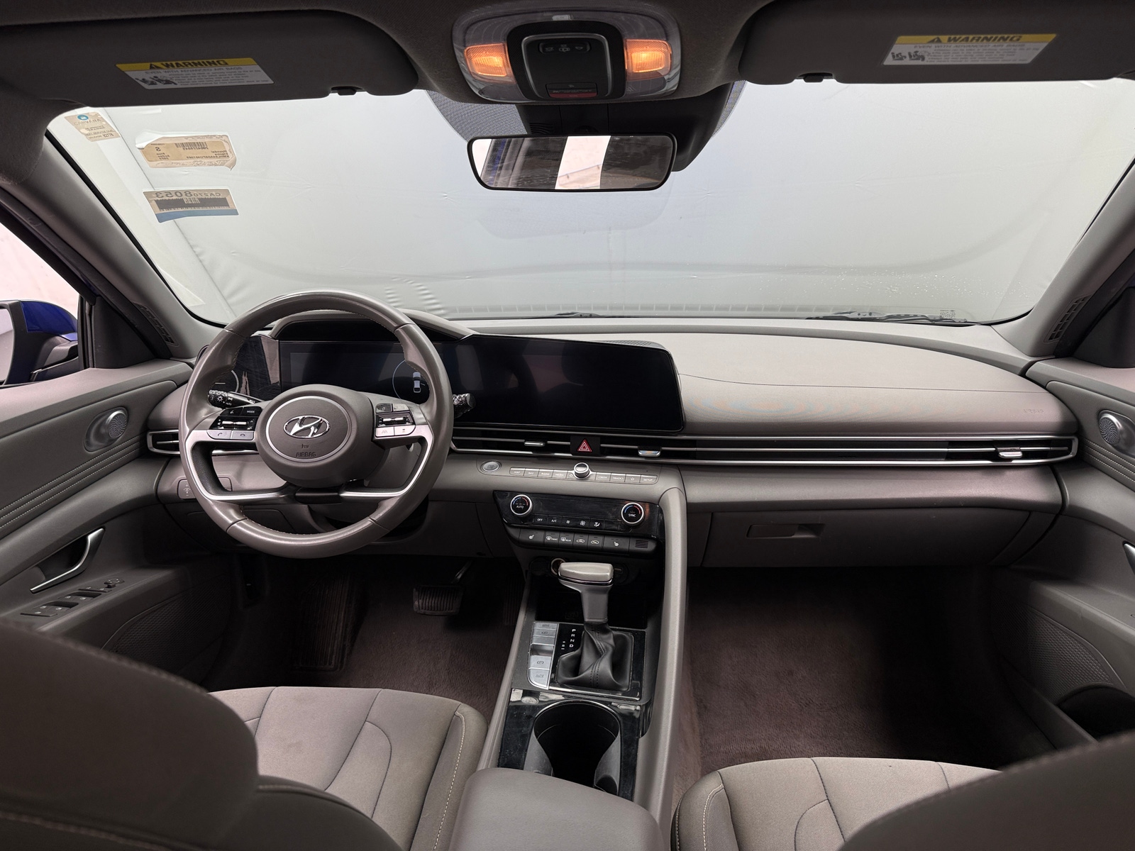 Thumbnail: 2023 Hyundai Elantra - 3