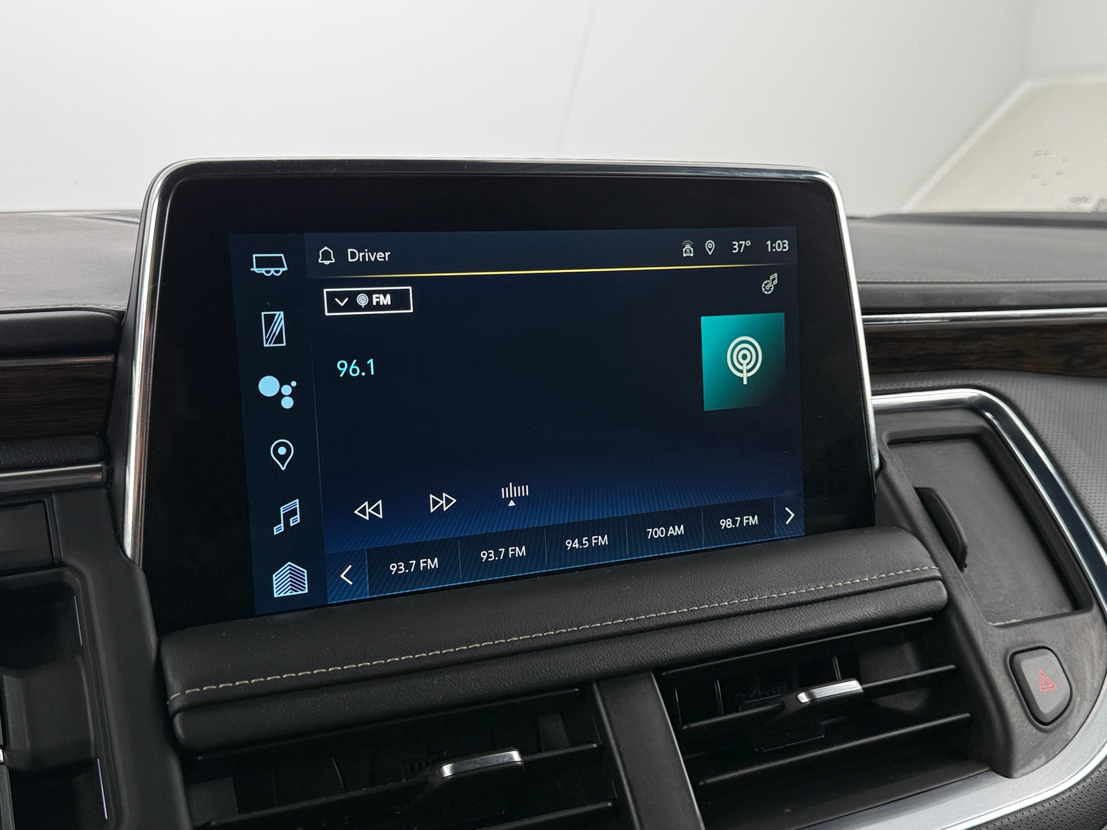 Thumbnail: 2023 Chevrolet Suburban - 3