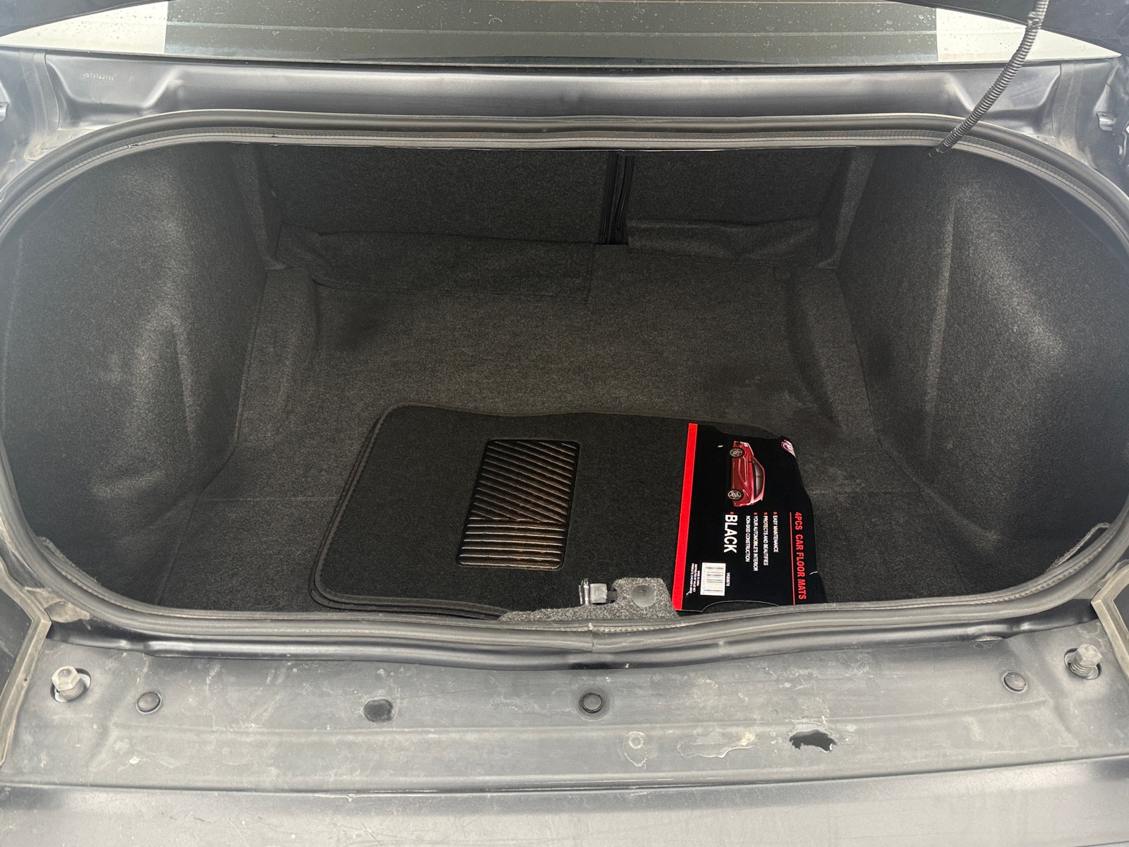 Thumbnail: 2018 Dodge Challenger - 4