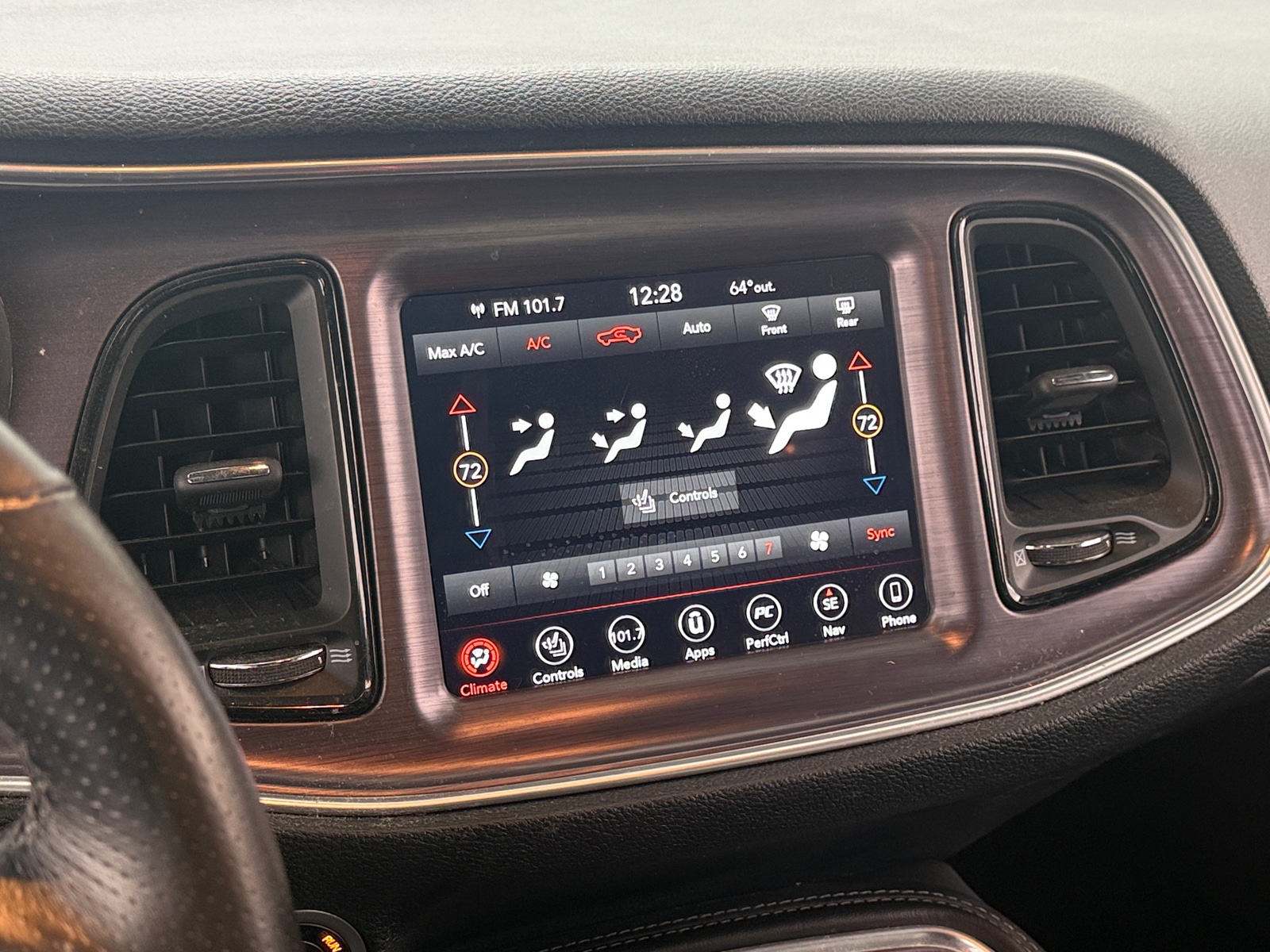 Thumbnail: 2018 Dodge Challenger - 2