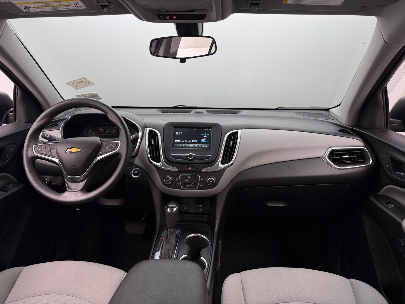 Thumbnail: 2018 Chevrolet Equinox - 3