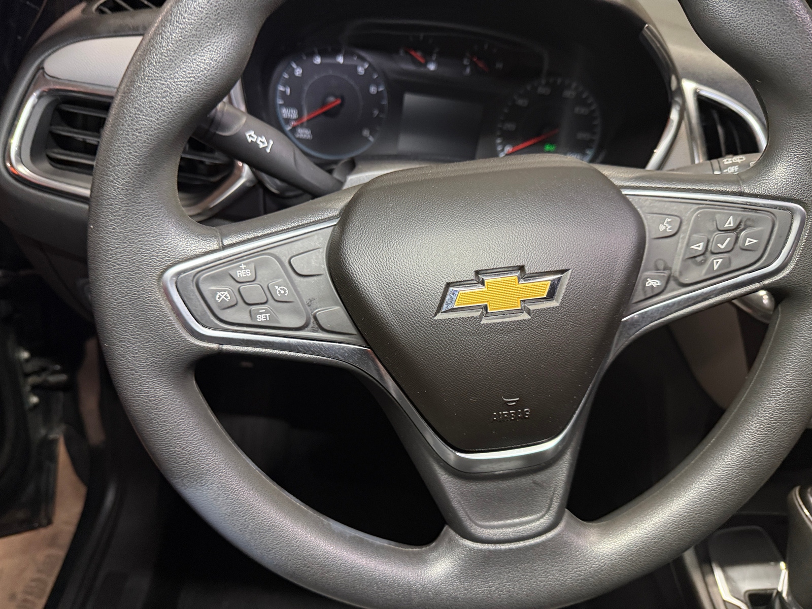 Thumbnail: 2018 Chevrolet Equinox - 5