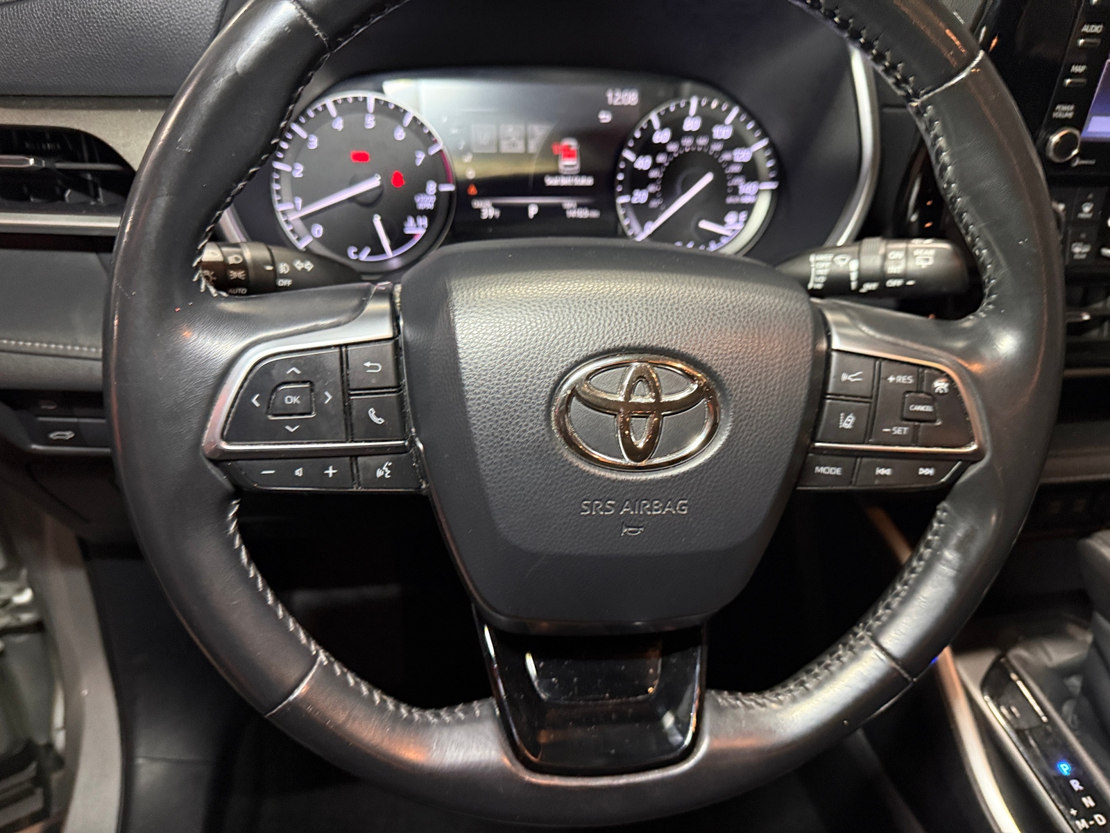 Thumbnail: 2020 Toyota Highlander - 4