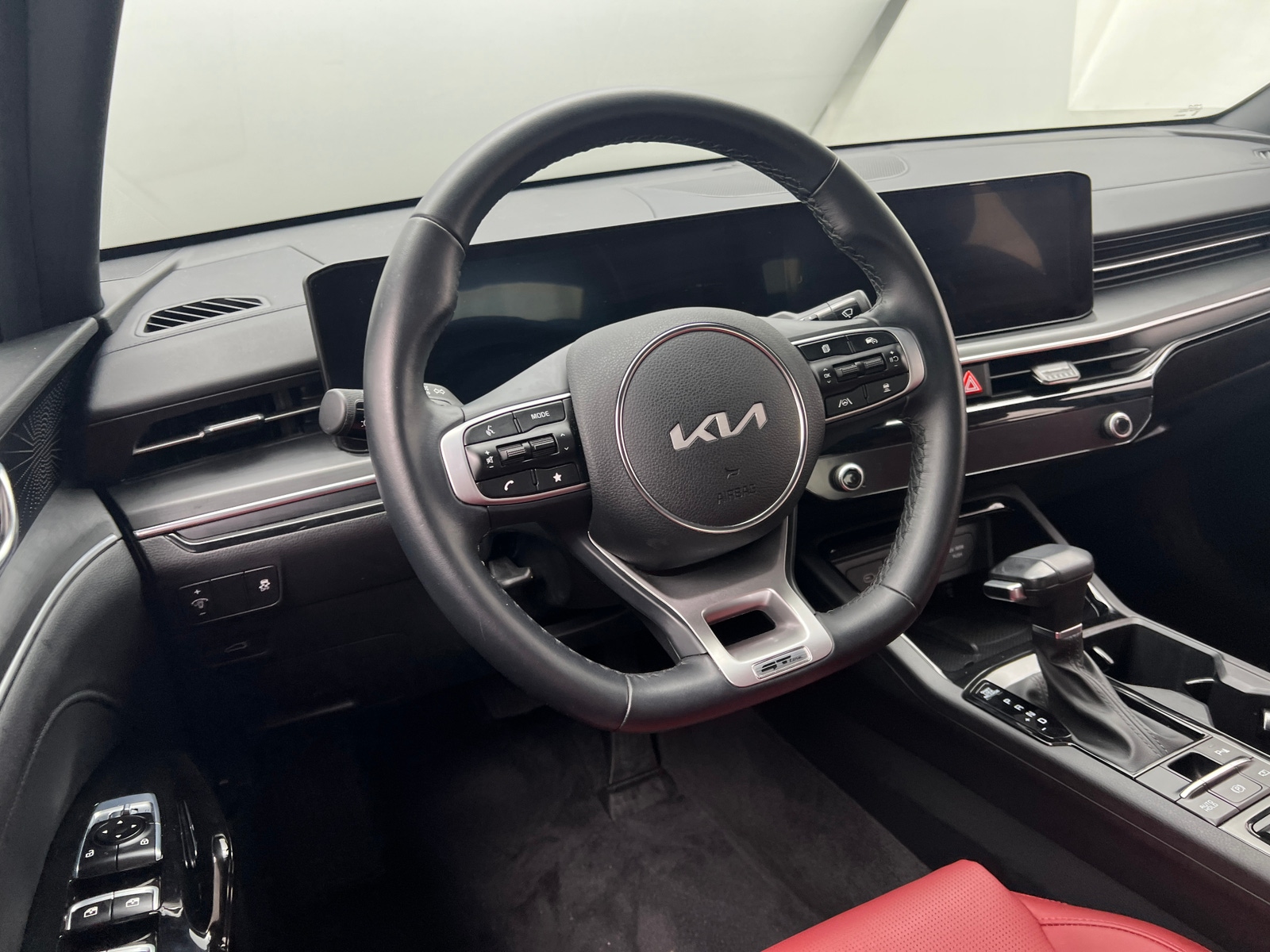 Thumbnail: 2025 Kia K5 - 4