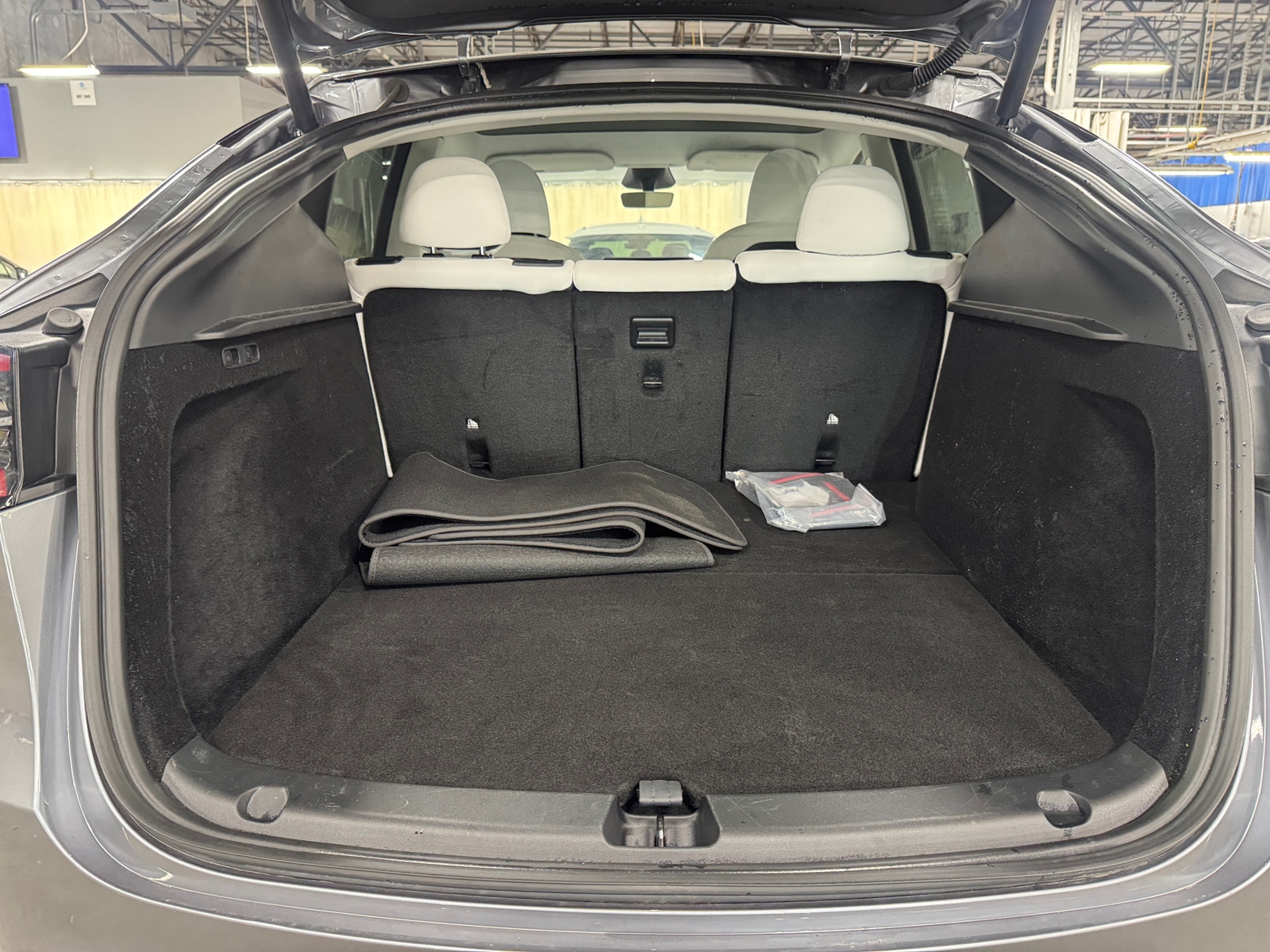 Thumbnail: 2025 Tesla Model Y - 6