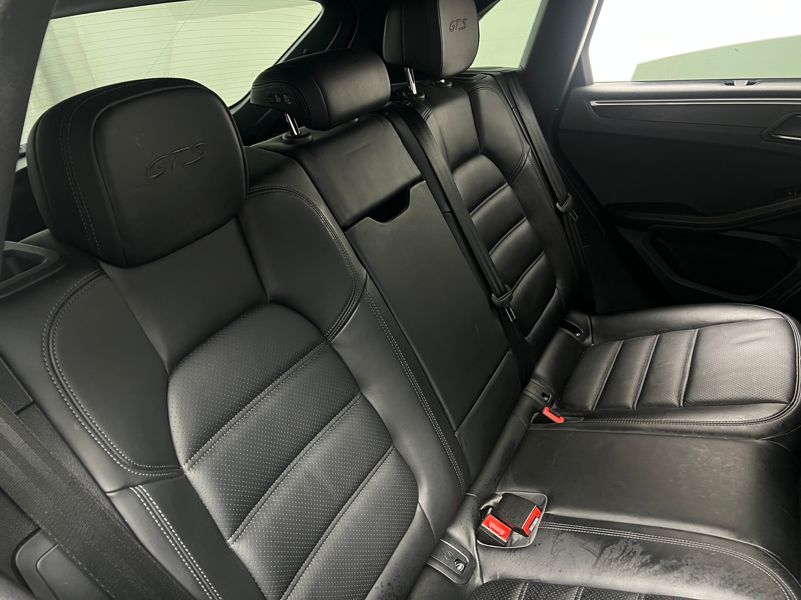 Thumbnail: 2018 Porsche Macan - 5