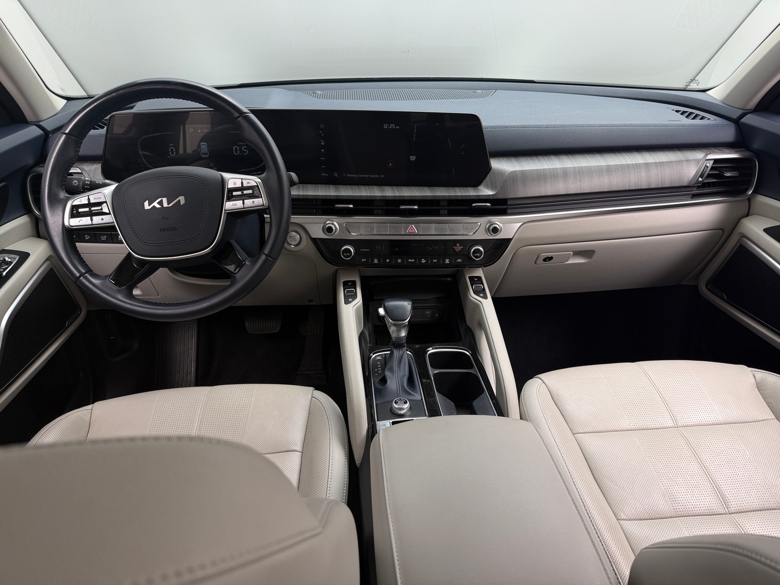 Thumbnail: 2023 Kia Telluride - 2